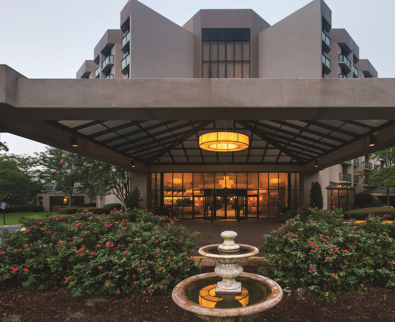 Embassy Suites by Hilton Birmingham 2