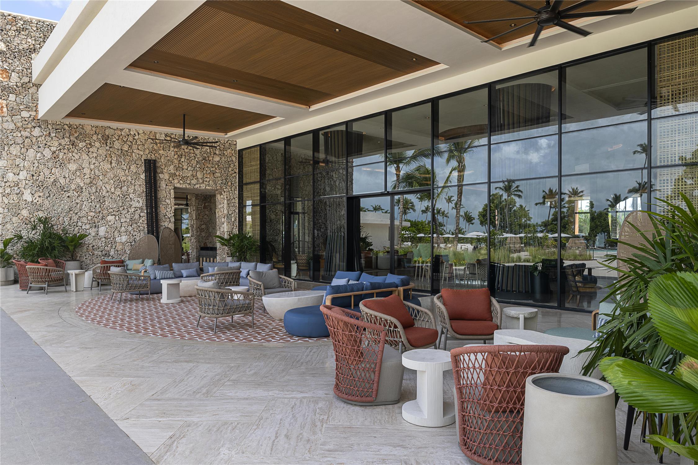 Zemi Miches Punta Cana All-Inclusive Resort, Curio by Hilton 2