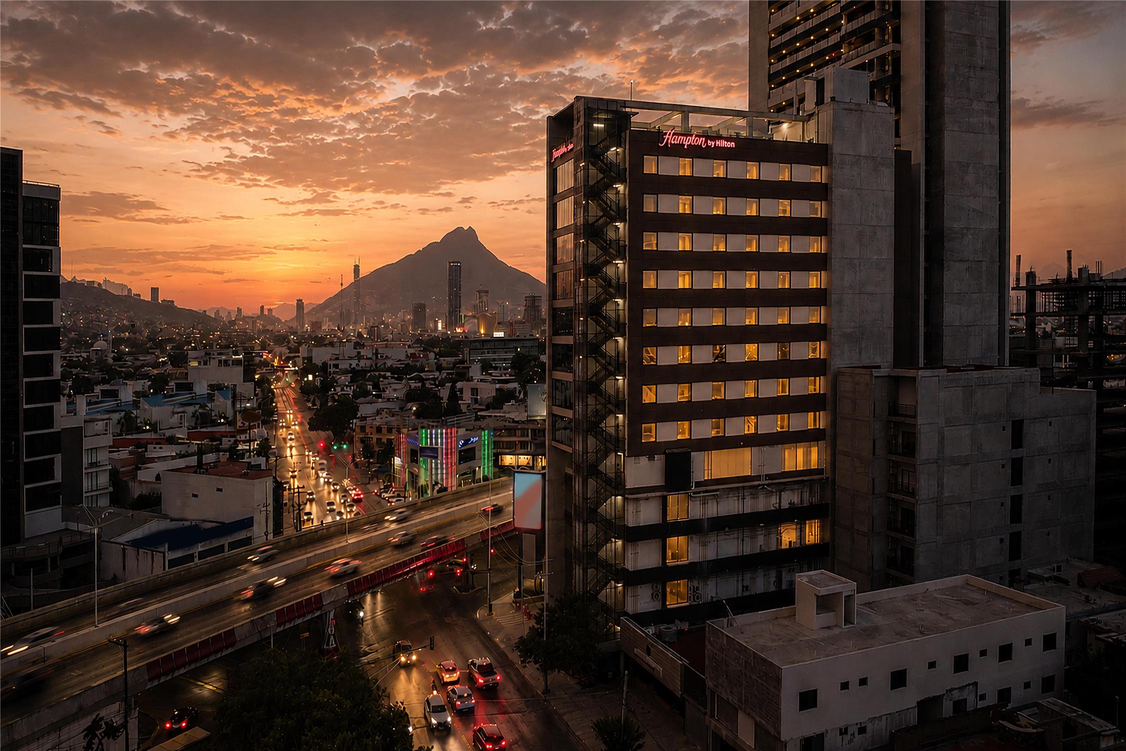 Hampton by Hilton Monterrey Tecnológico 2