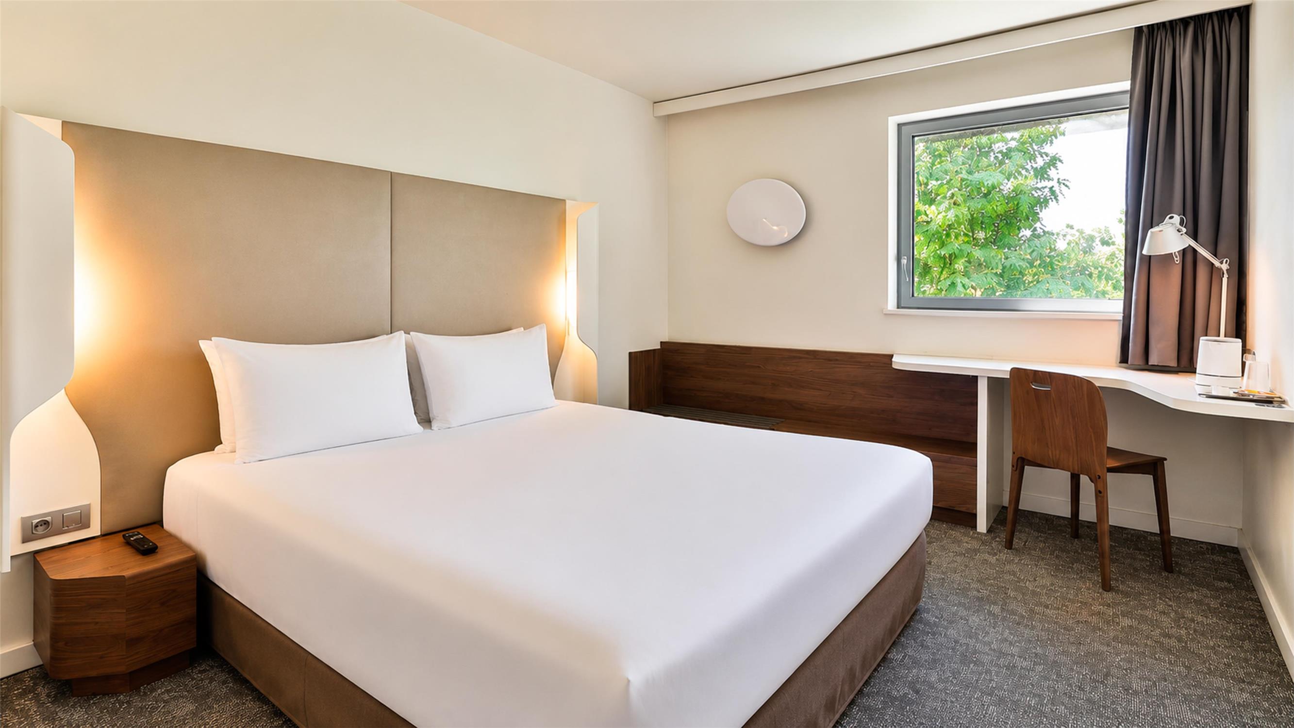 Campanile PRIME - La Roche Sur Yon Centre Gare 1