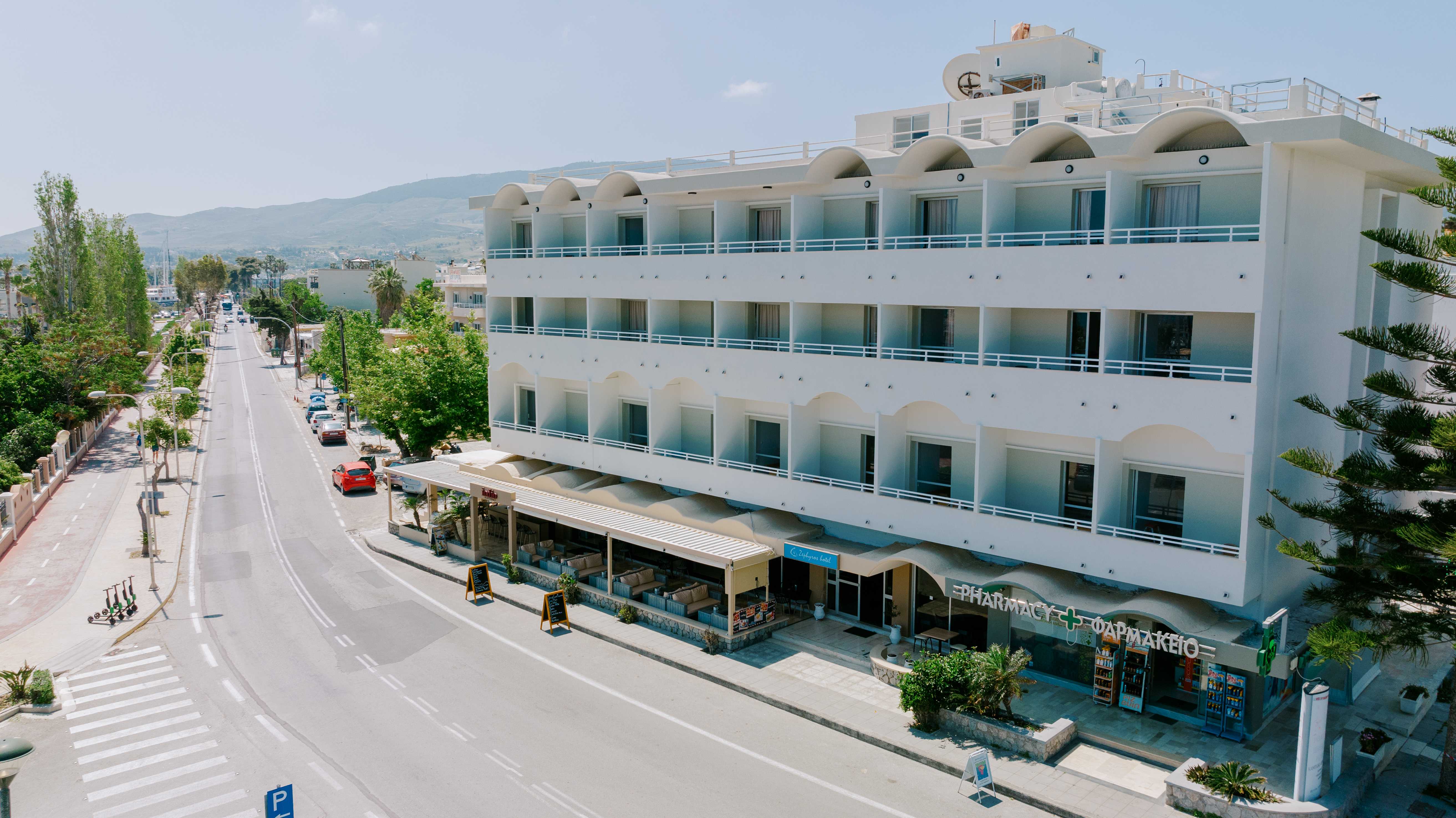 Zephyros Hotel 1