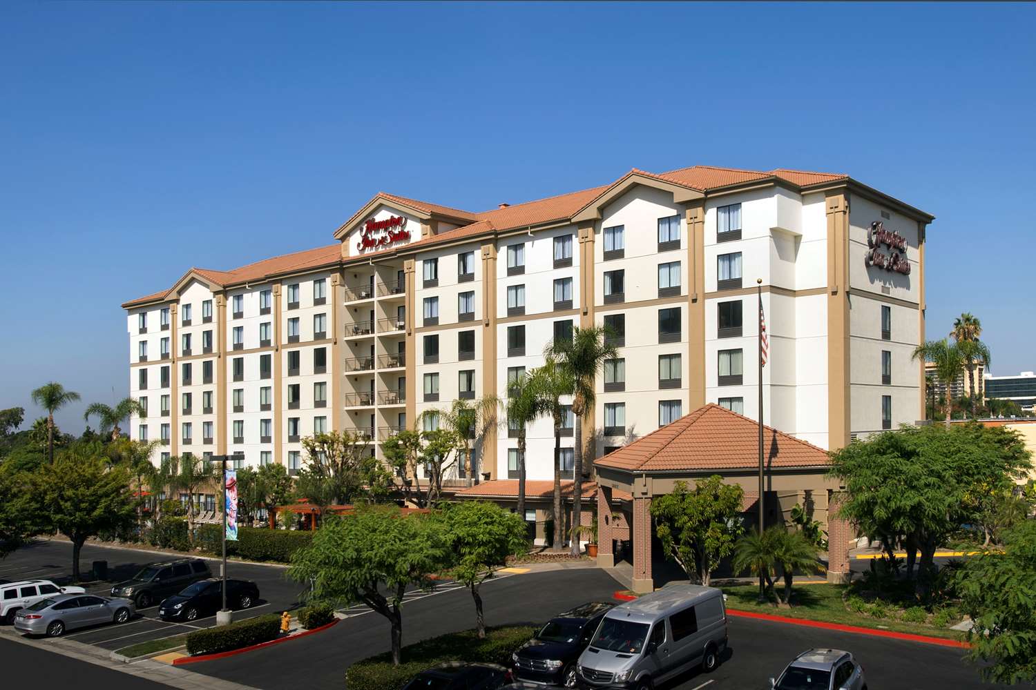 Hampton Inn & Suites Anaheim Garden Grove 2