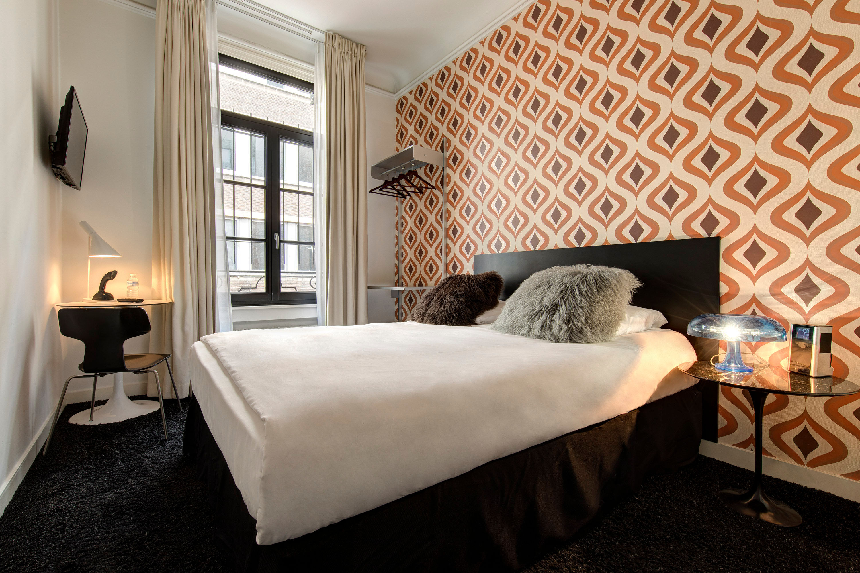 Vintage Hotel Brussels 1