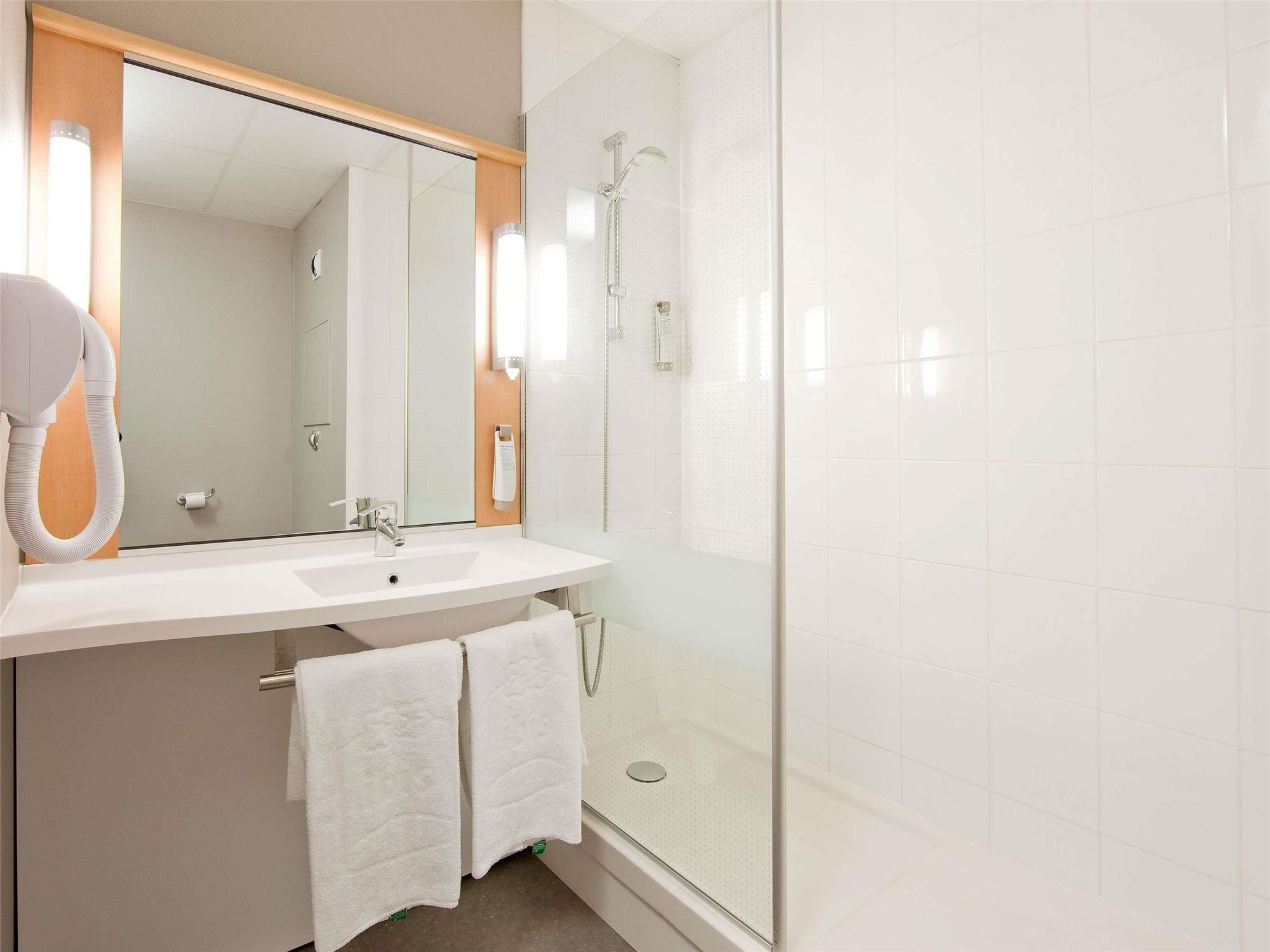 Zimmer mit 2 einzelbetten