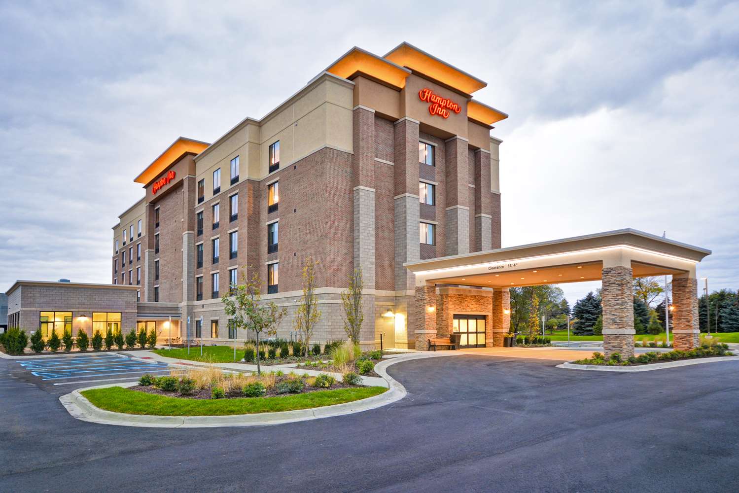Hampton Inn Livonia Detroit 1
