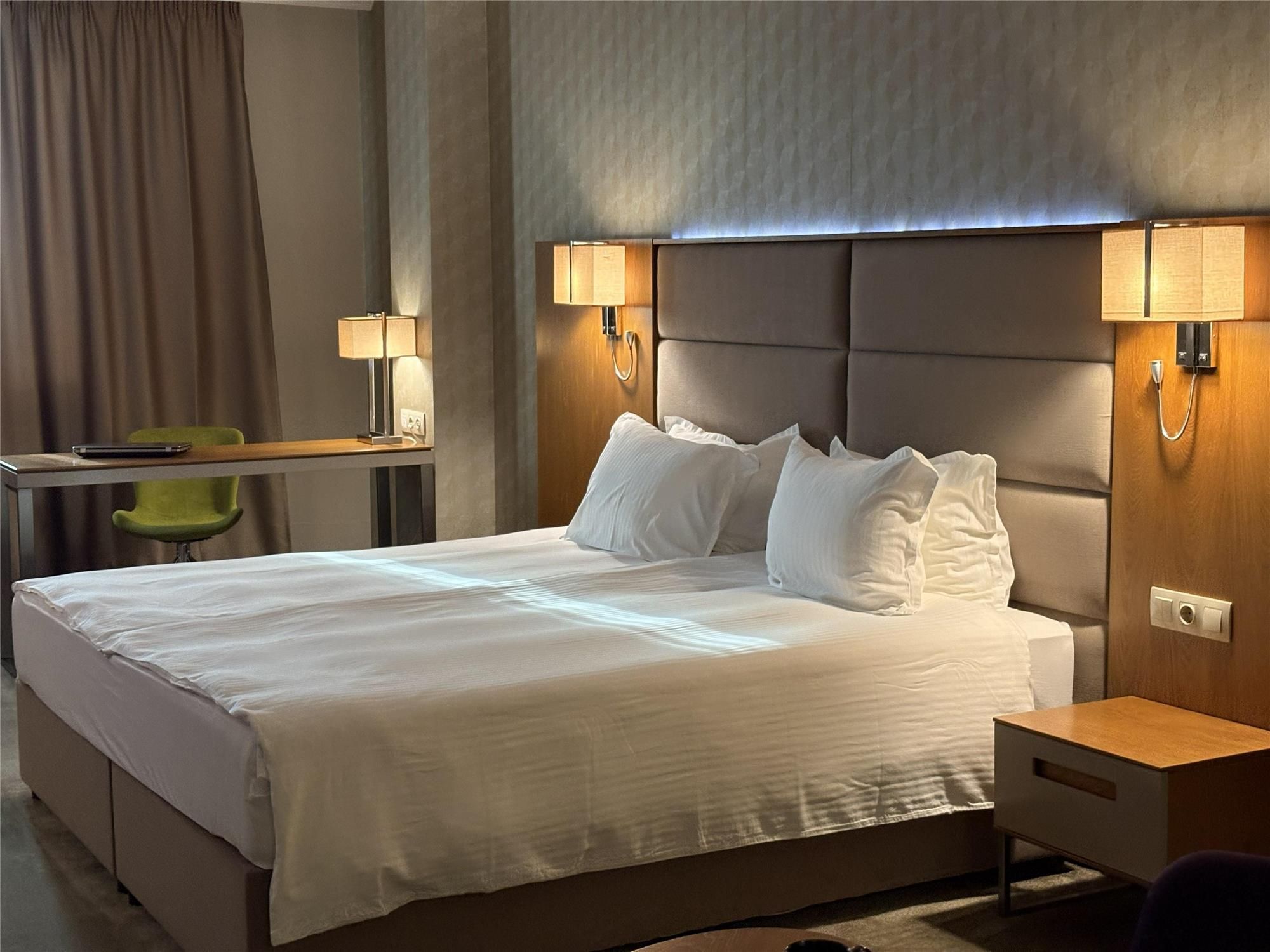 Hotel Golden Tulip Varna 1