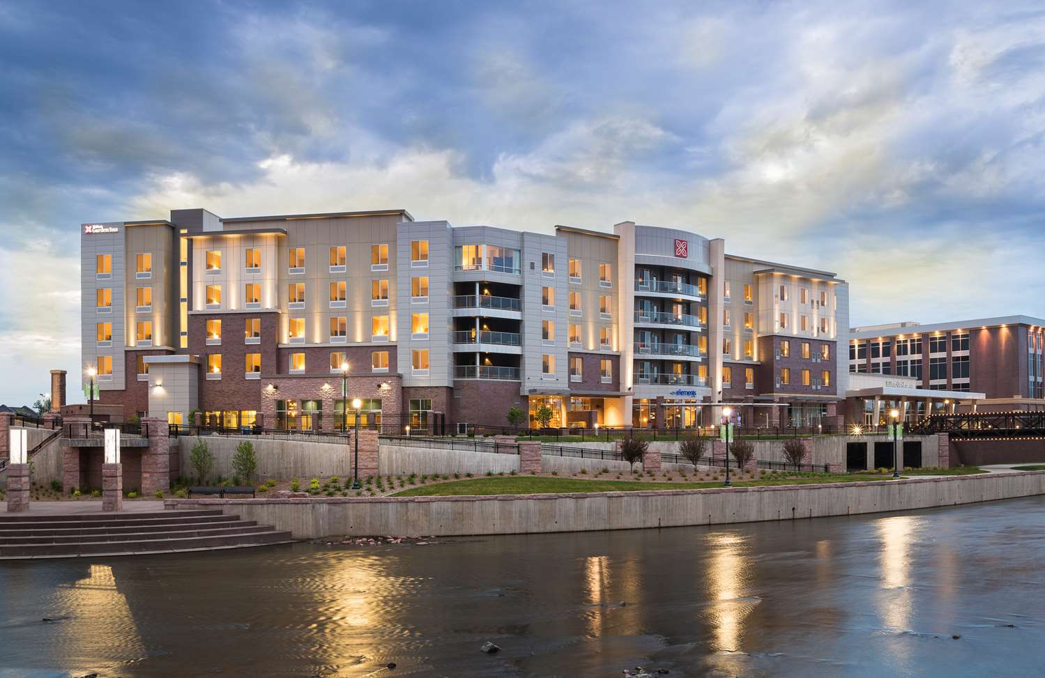 Hilton Garden Inn Sioux Falls Downtown 1