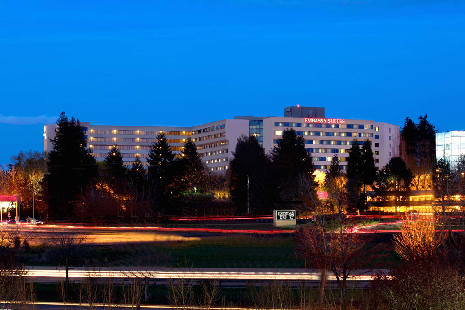Embassy Suites by Hilton Portland Tigard 2