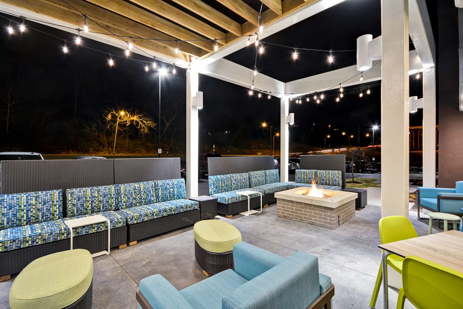 Home2 Suites by Hilton Kansas City KU Medical Center 2