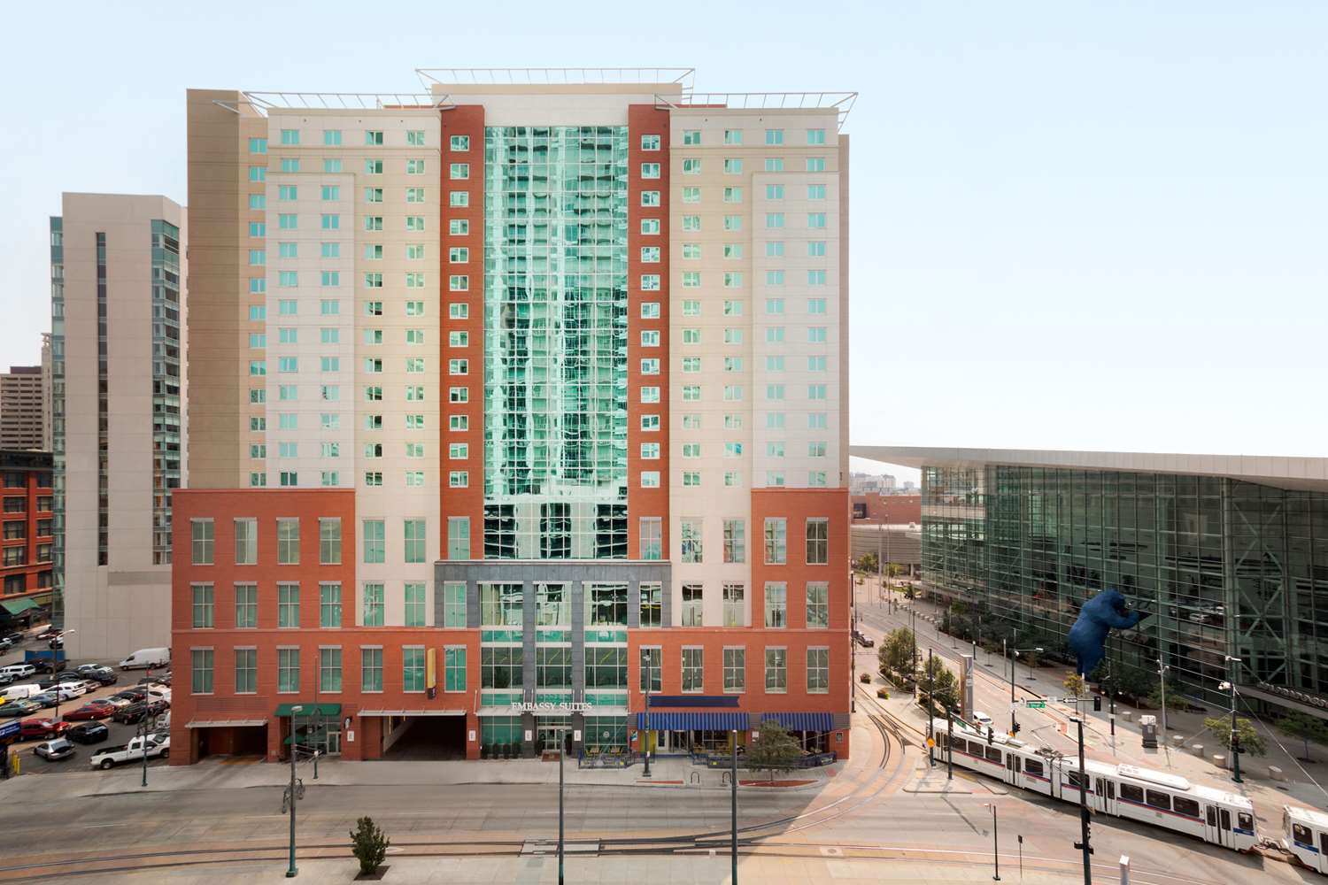 Embassy Suites by Hilton Denver Downtown Convention Center 2