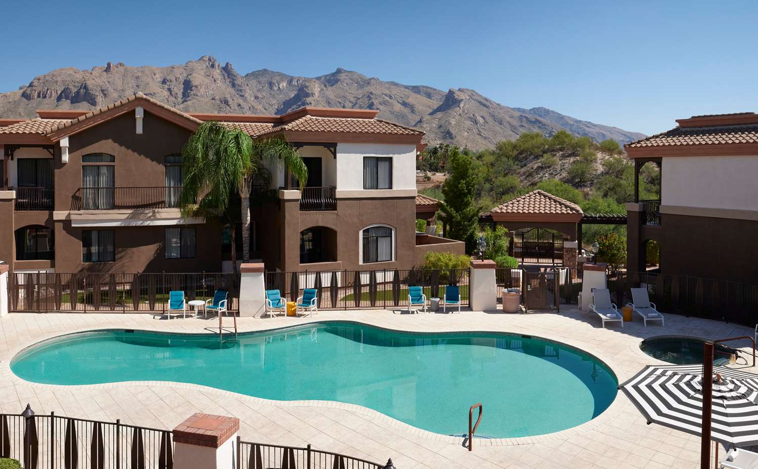 Embassy Suites by Hilton Tucson Paloma Village 1