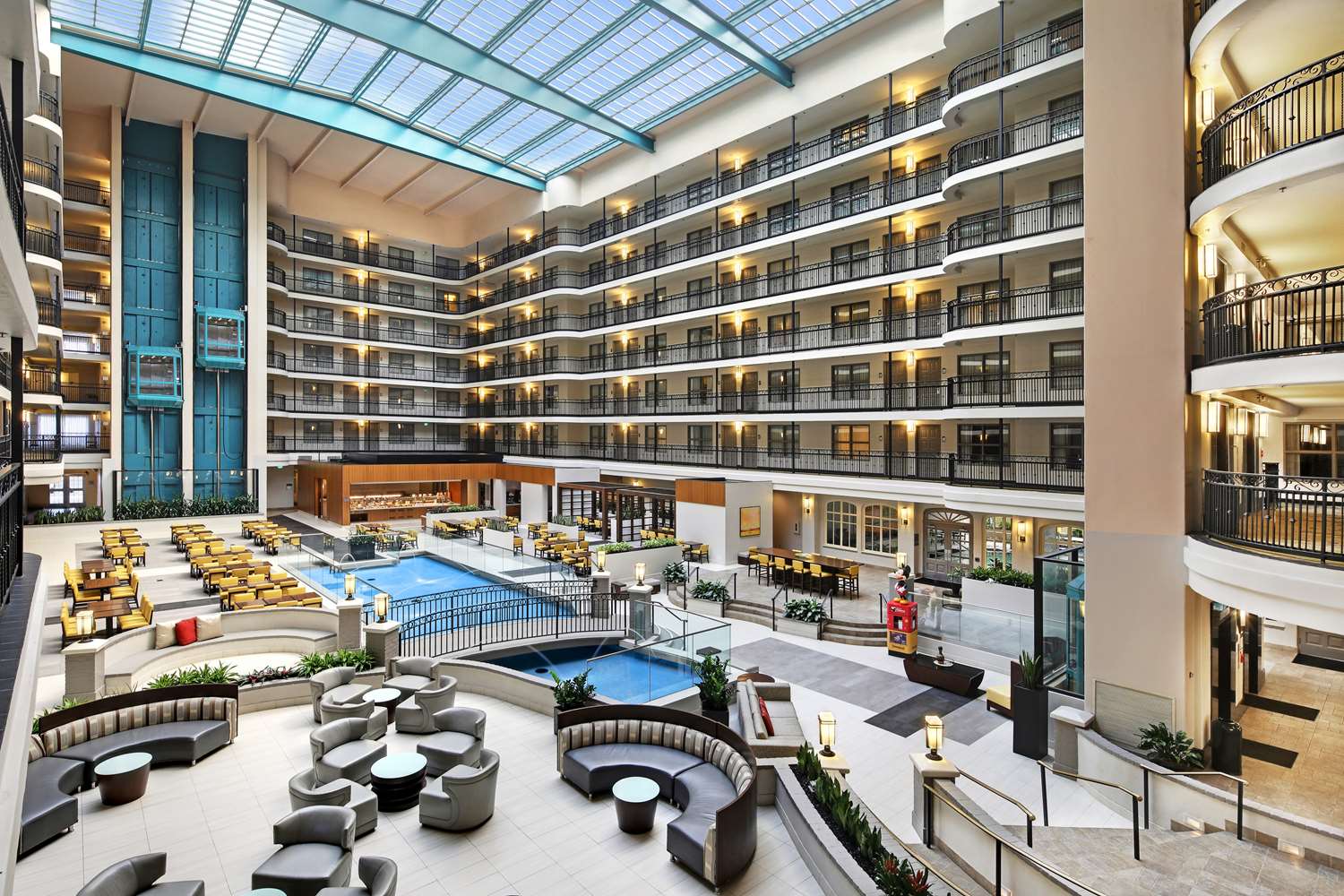 Embassy Suites by Hilton Anaheim North 1