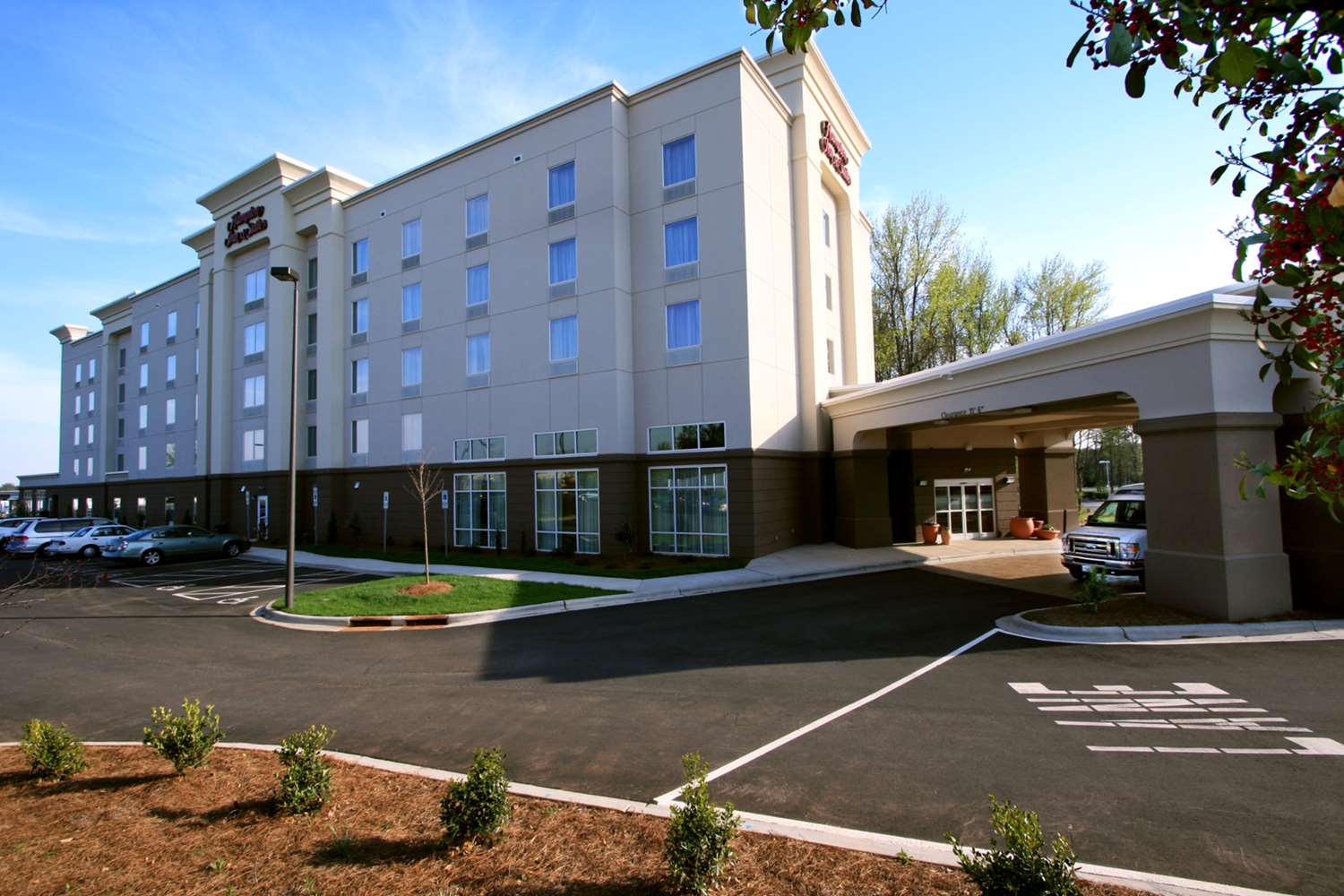 Hampton Inn & Suites Charlotte-Airport 2