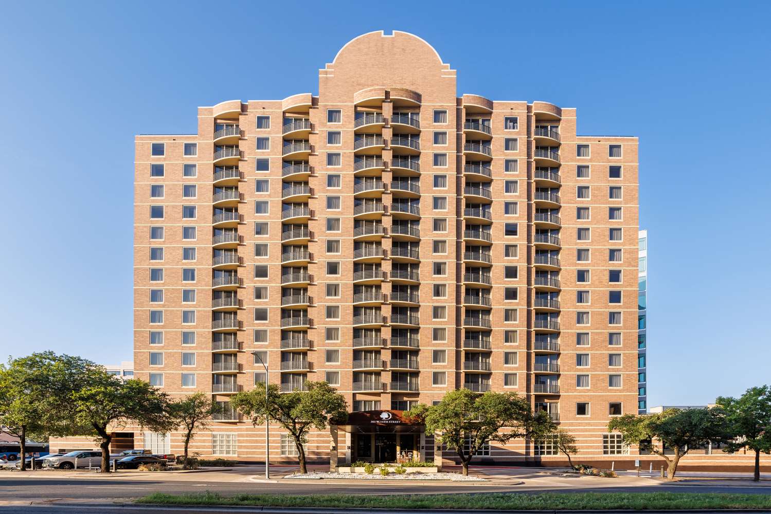 DoubleTree Suites by Hilton Austin Downtown Capitol 2