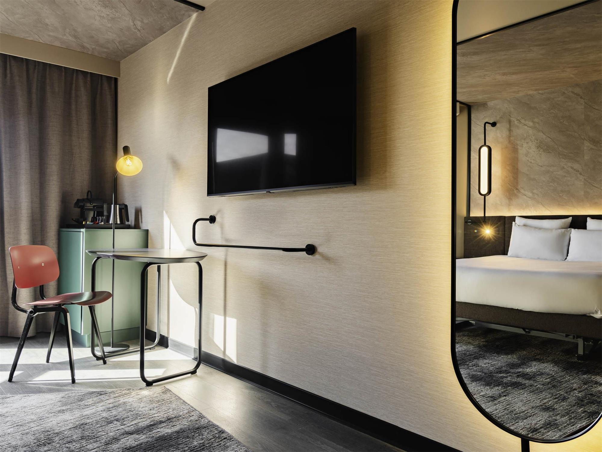 Executive Room