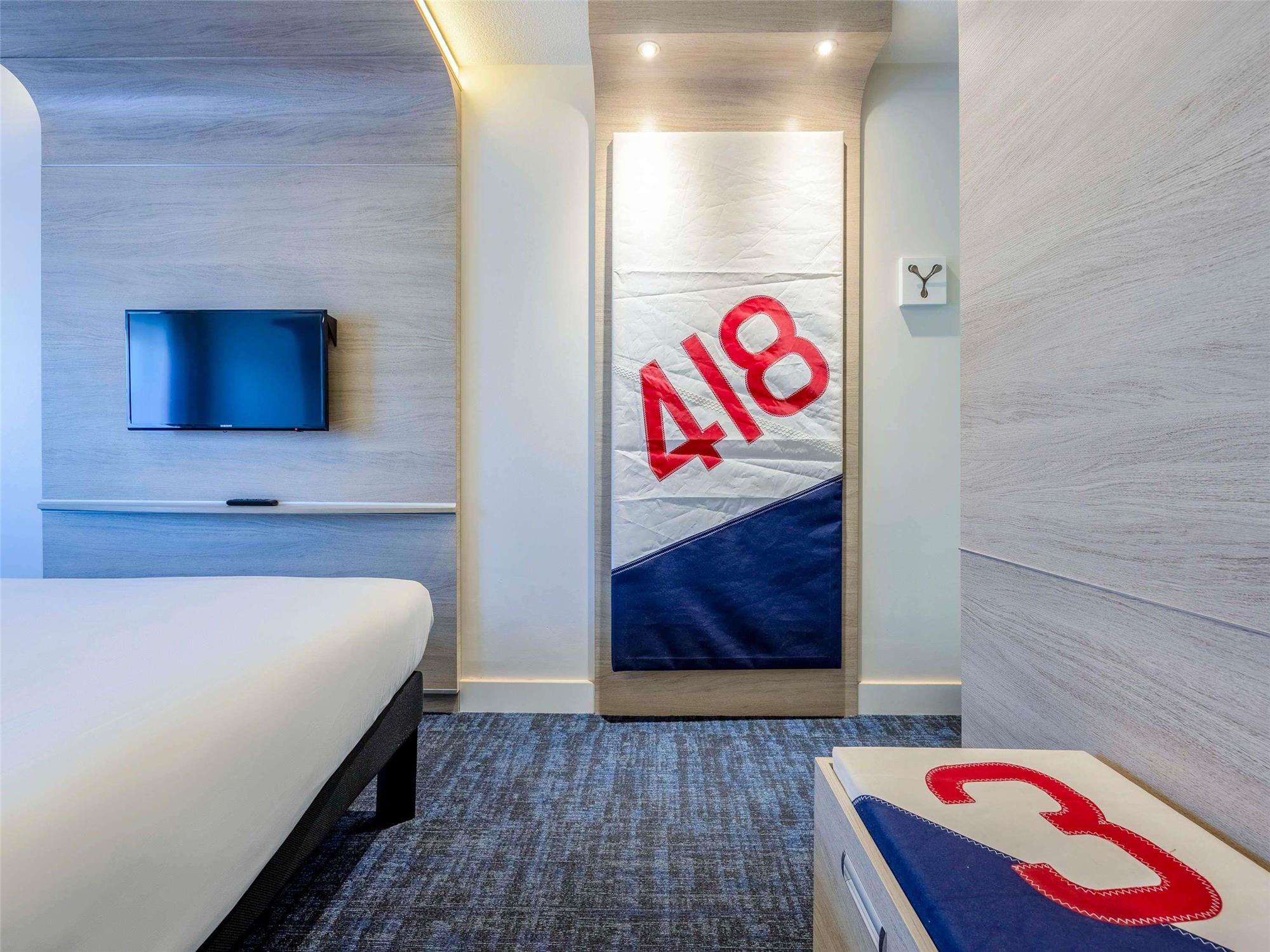 ibis Styles La Rochelle Centre Vieux Port 1