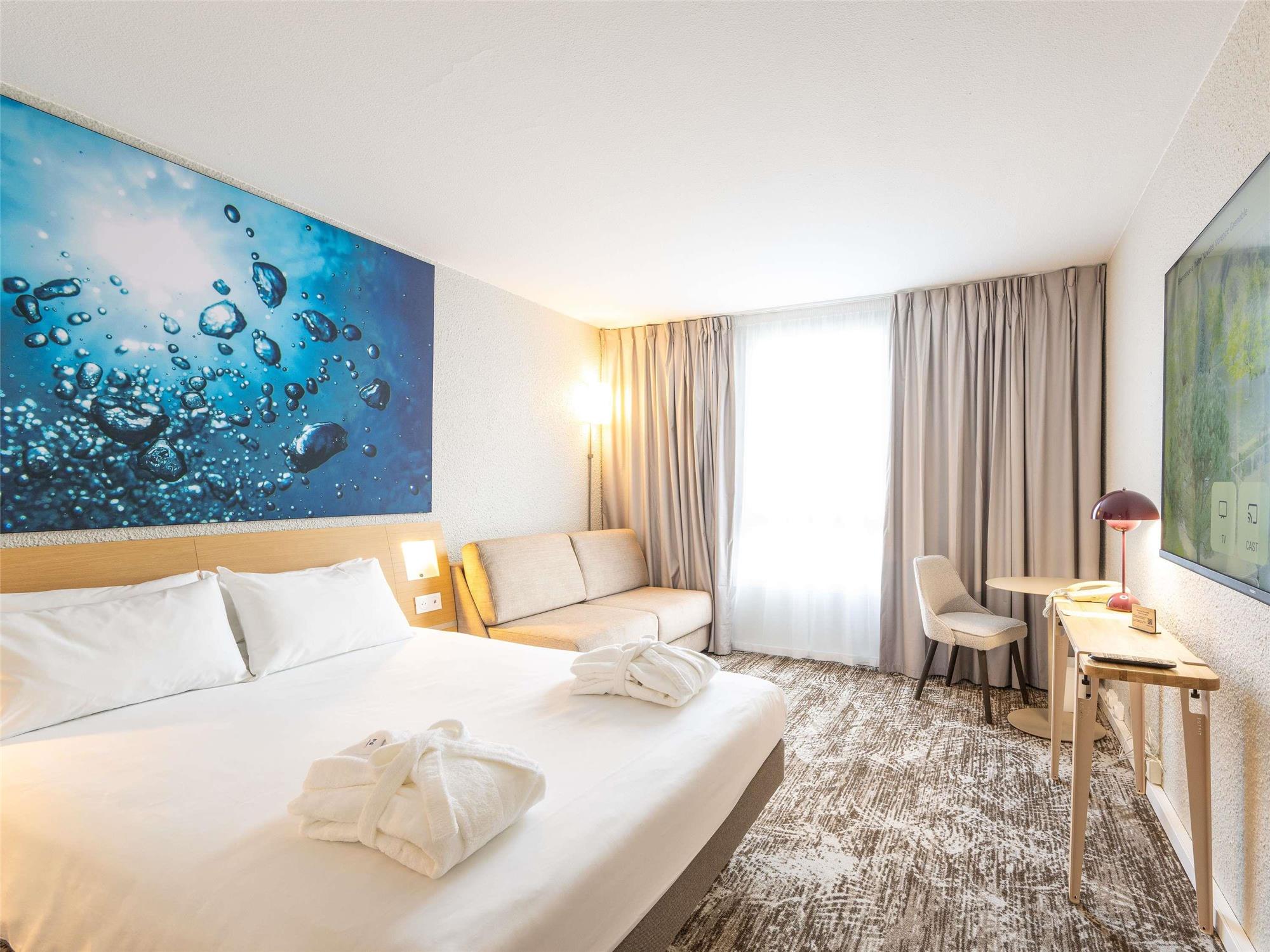 Novotel Grenoble Nord Voreppe 2