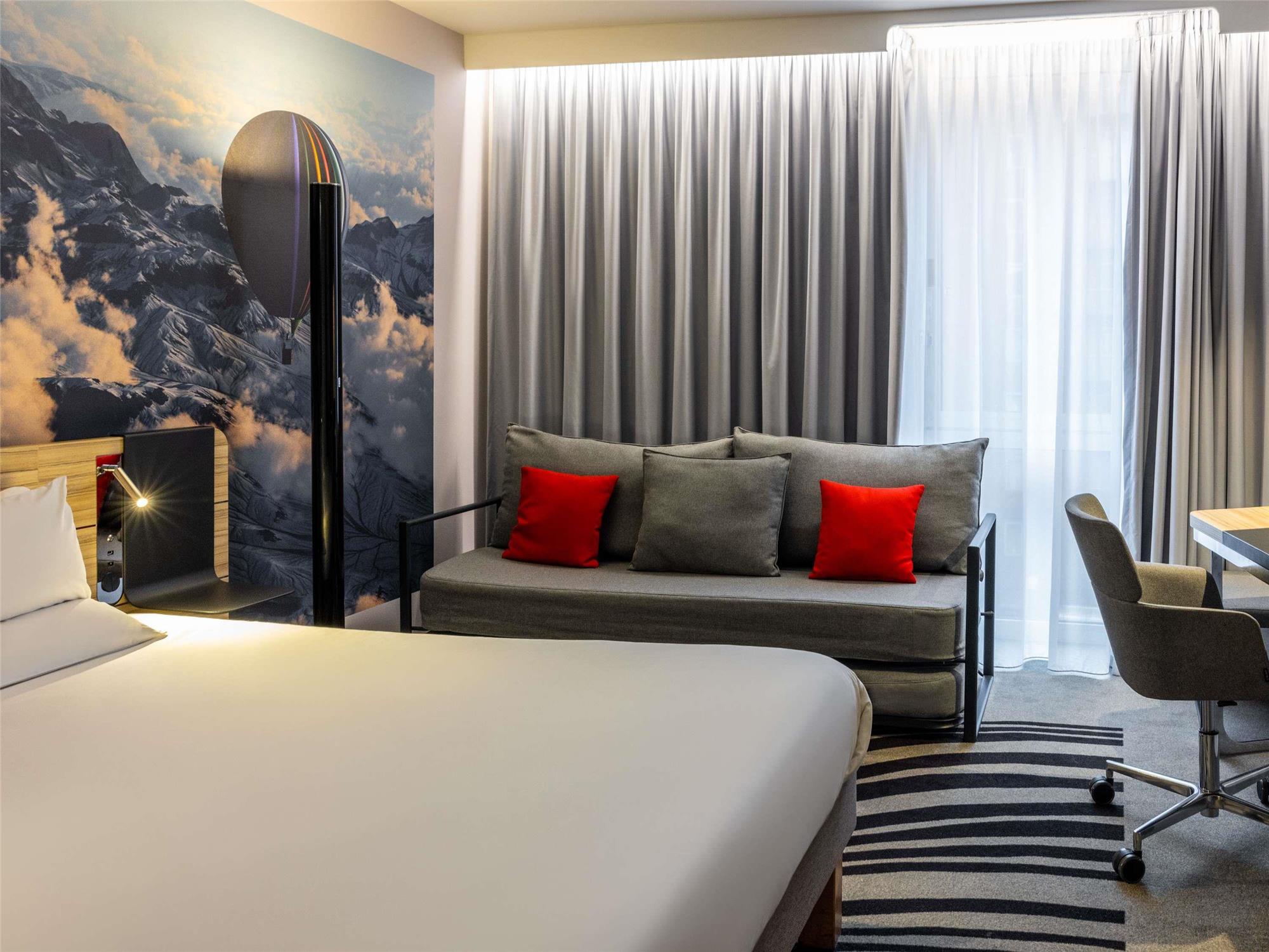 Novotel Leeds Centre 2