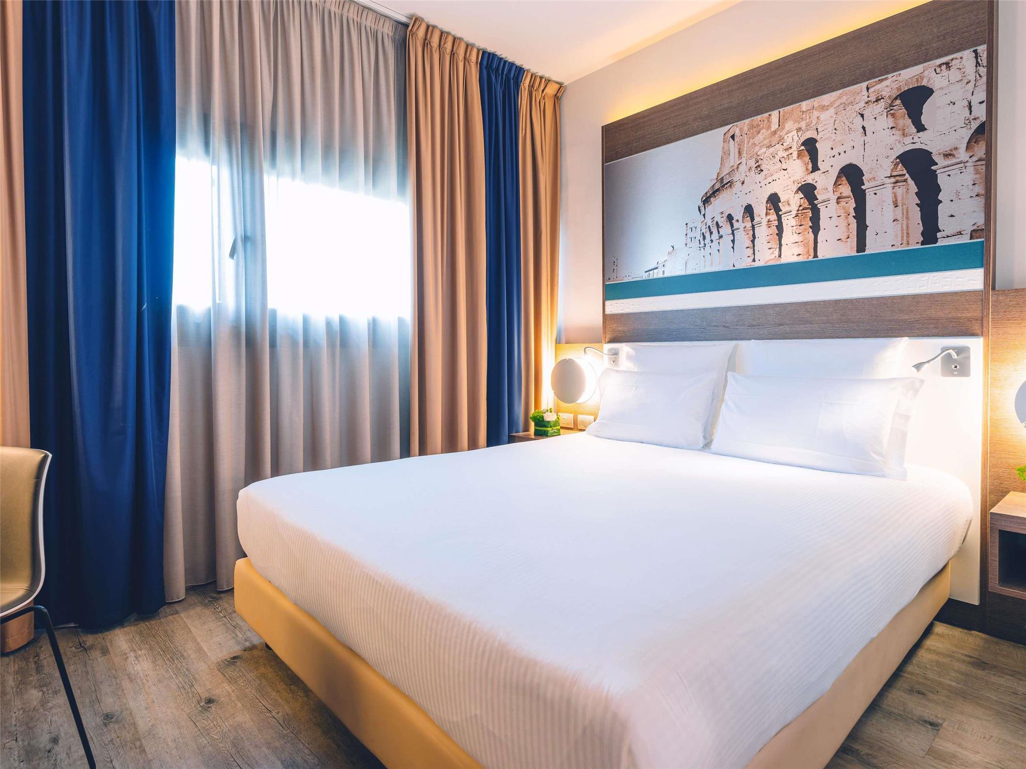 Mercure Roma Centro Colosseo 1