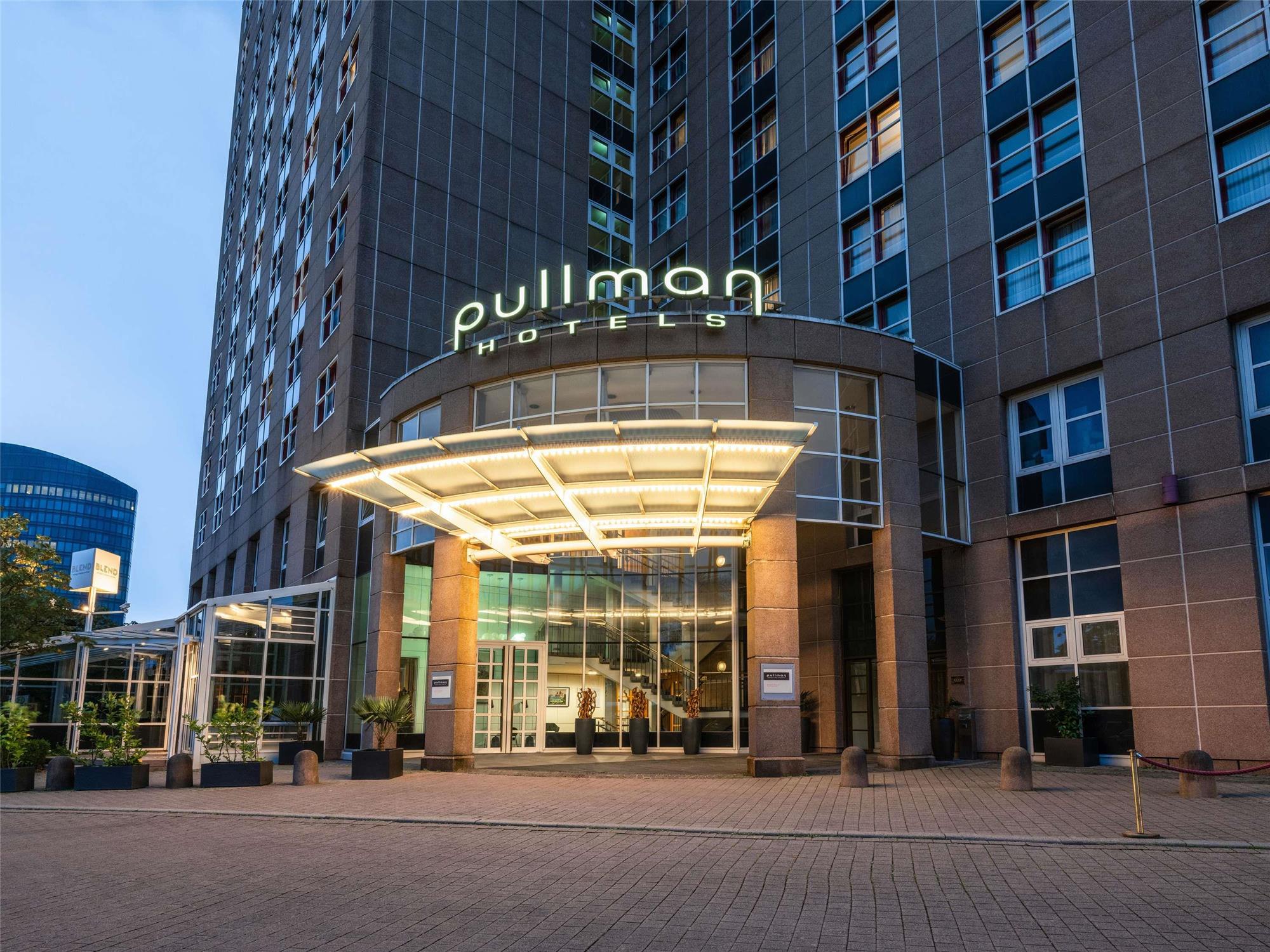 PULLMAN Stuttgart Fontana 1
