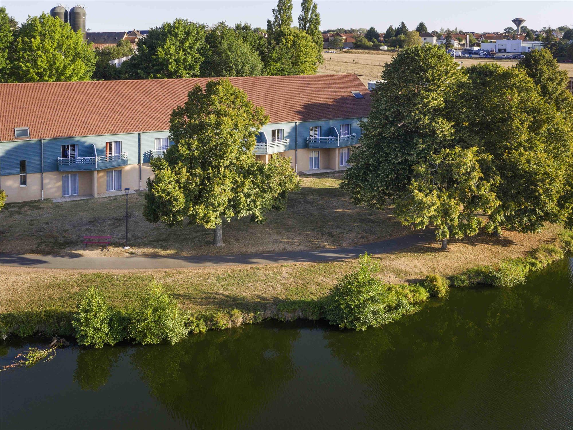 ibis Styles Bourbon Lancy 2