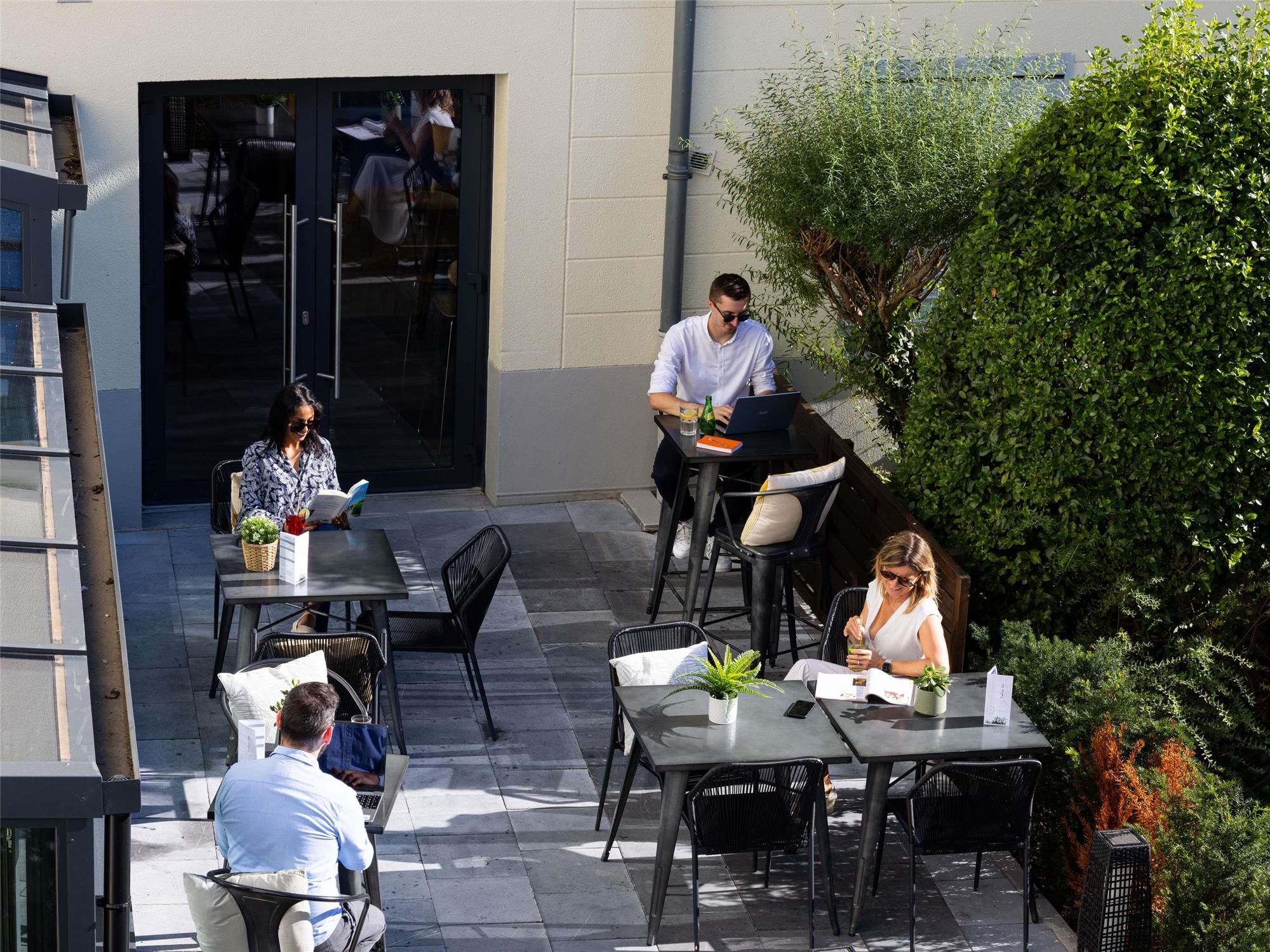 ibis Valenciennes 1