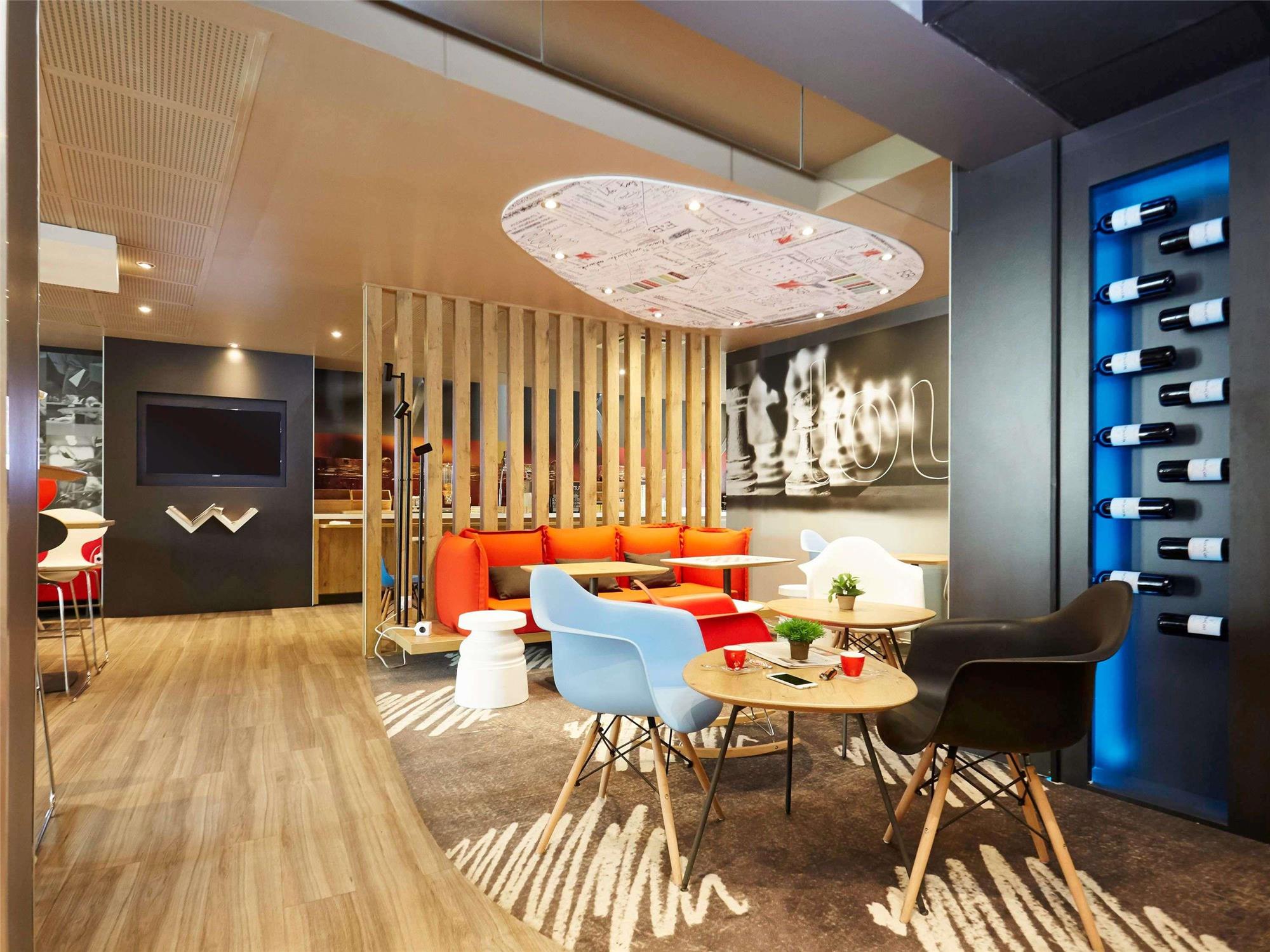 ibis Valenciennes 2