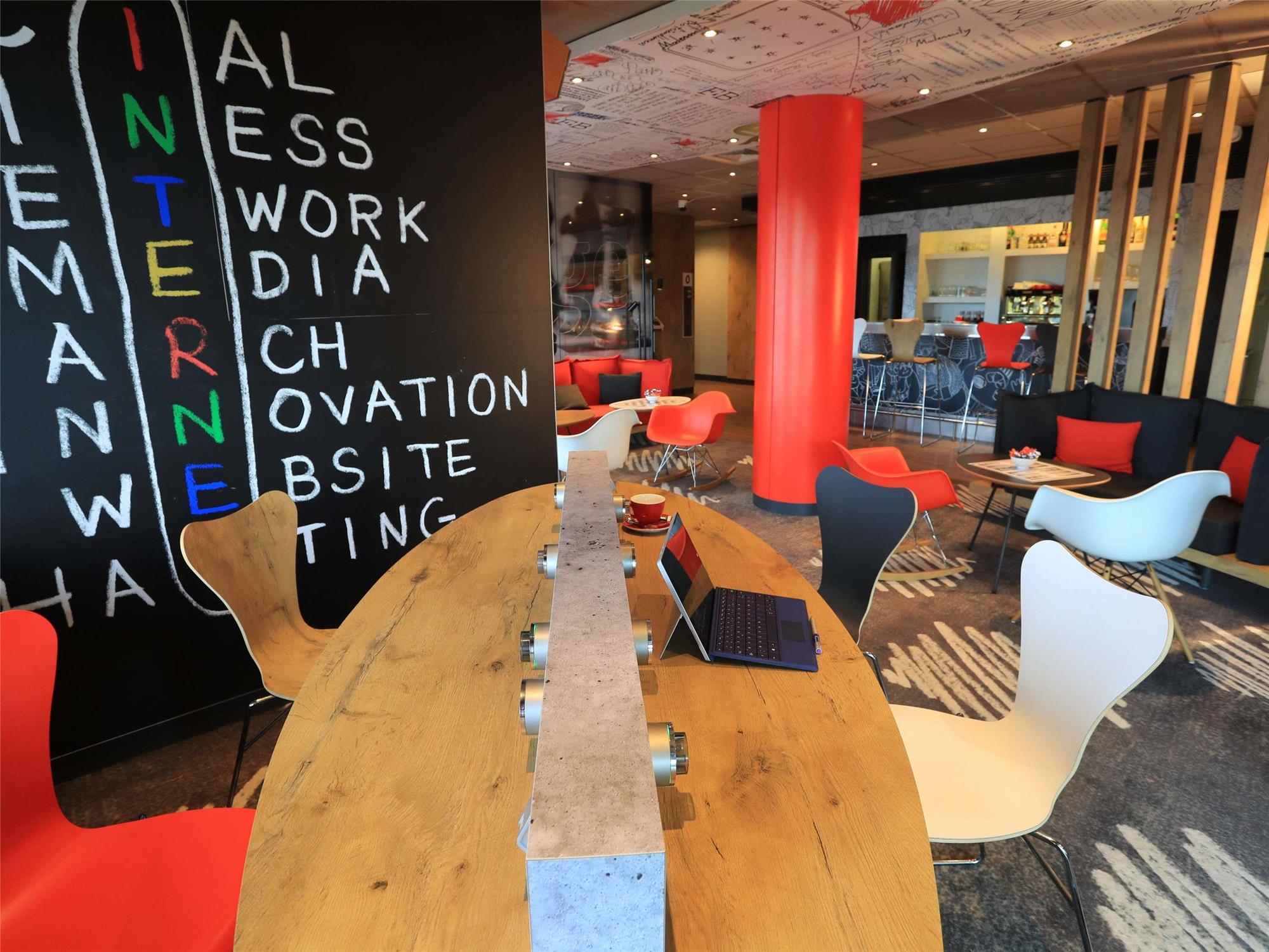 ibis Aurillac 2