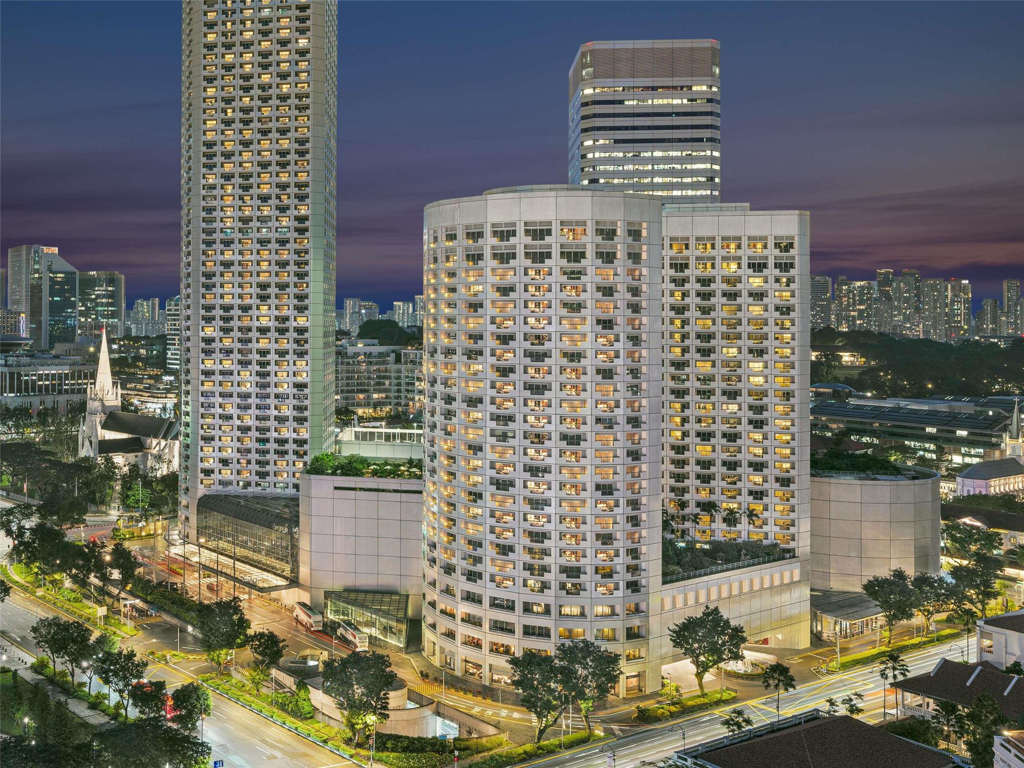 Fairmont Singapore 1