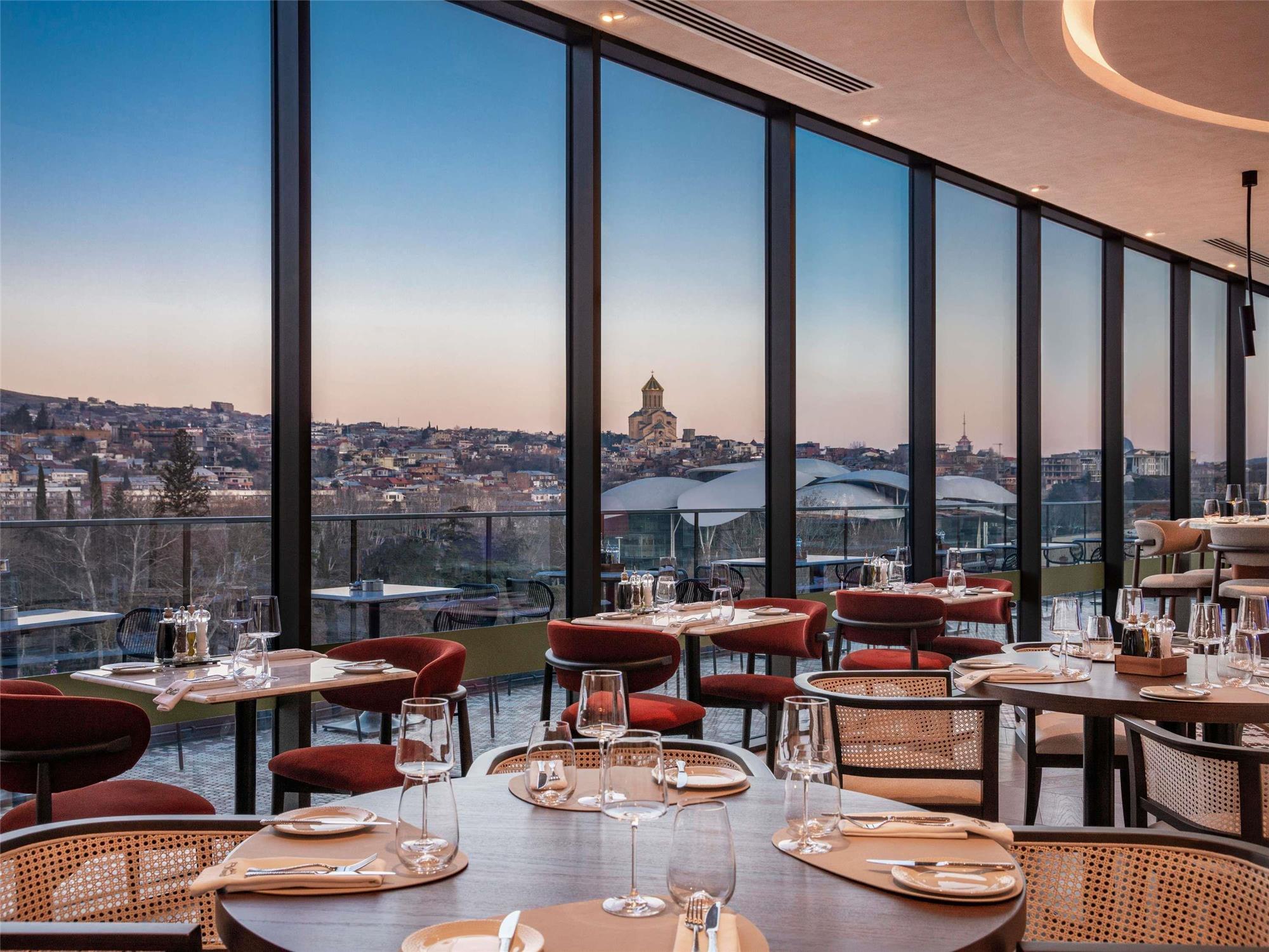Swissôtel Tbilisi 2