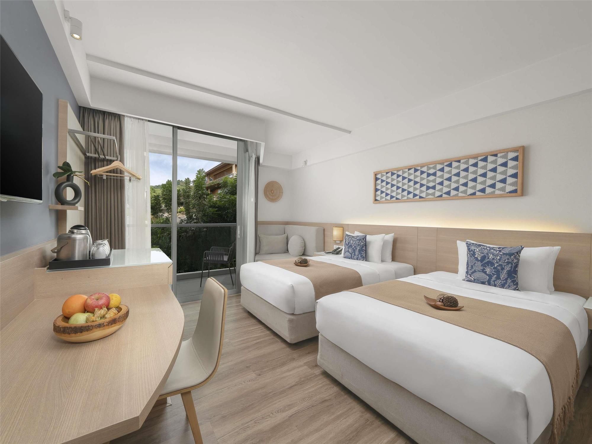 Classic Room with Balcony