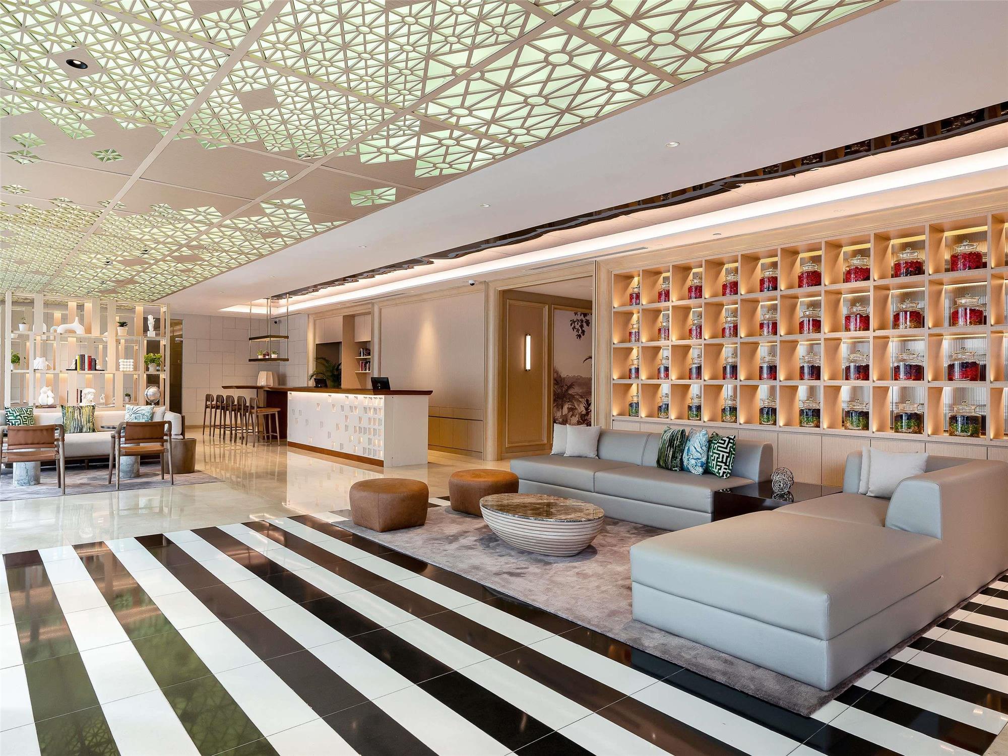 Novotel Living Bangkok Sukhumvit Legacy 2