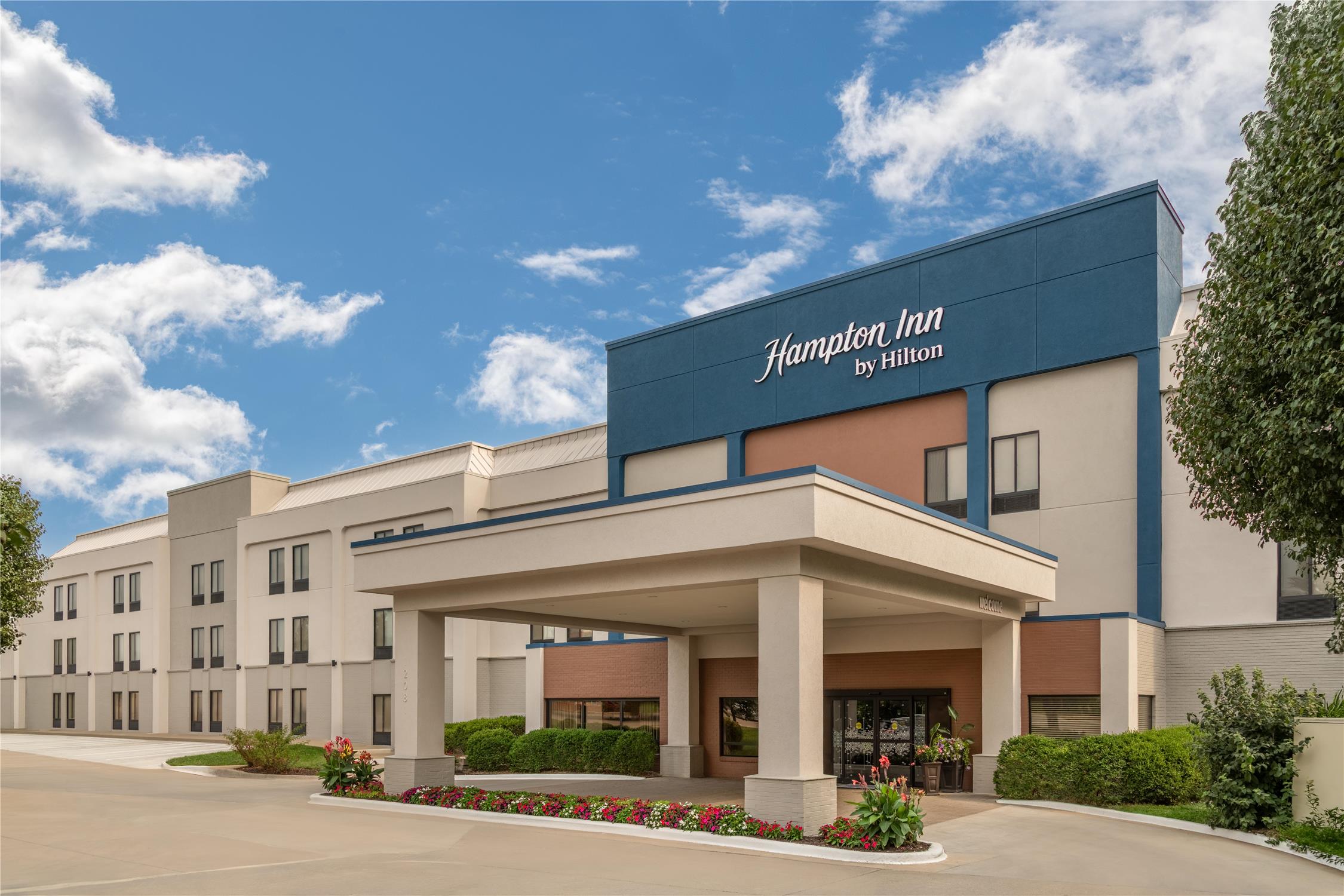 Hampton Inn Olathe 1