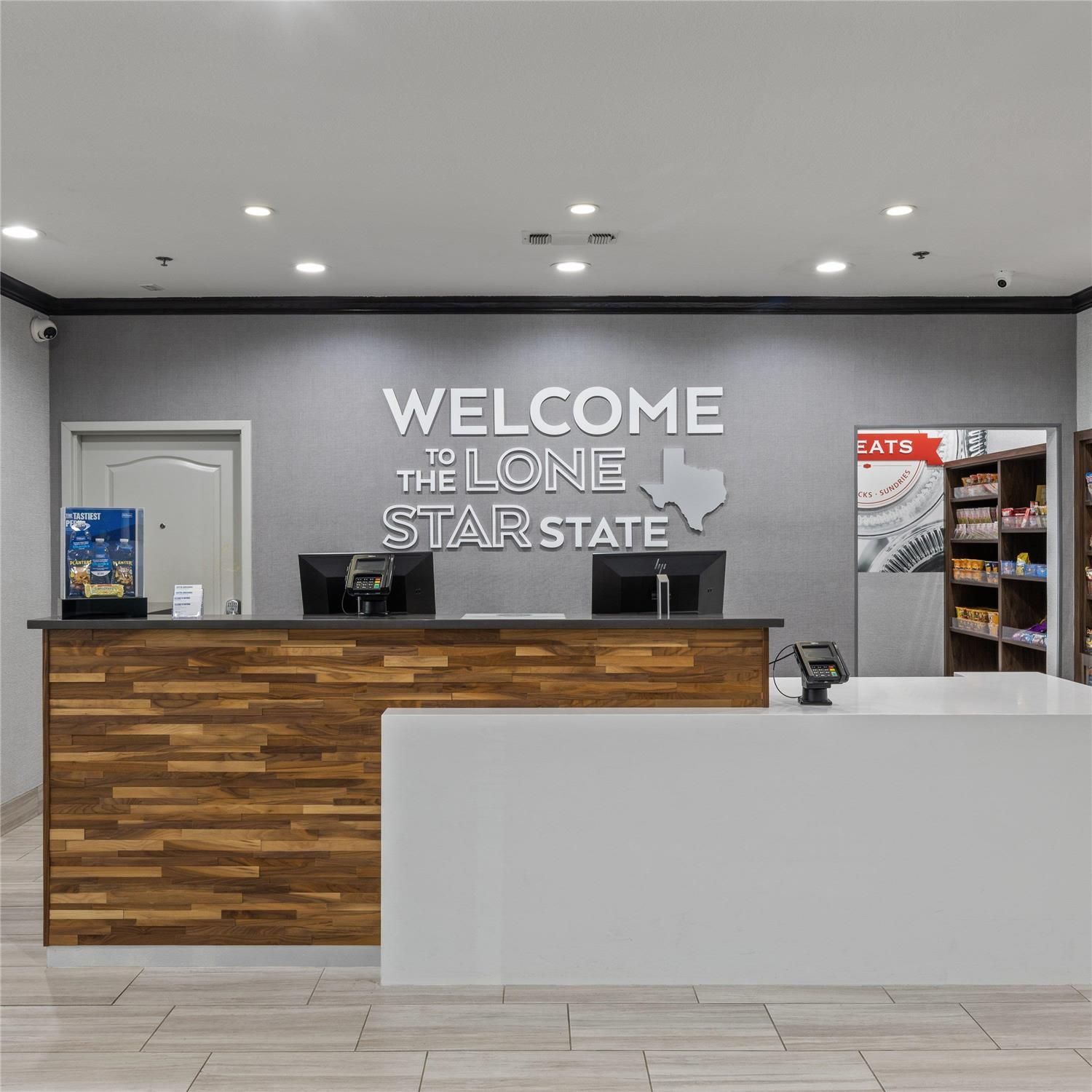 Hampton Inn & Suites Denison 2