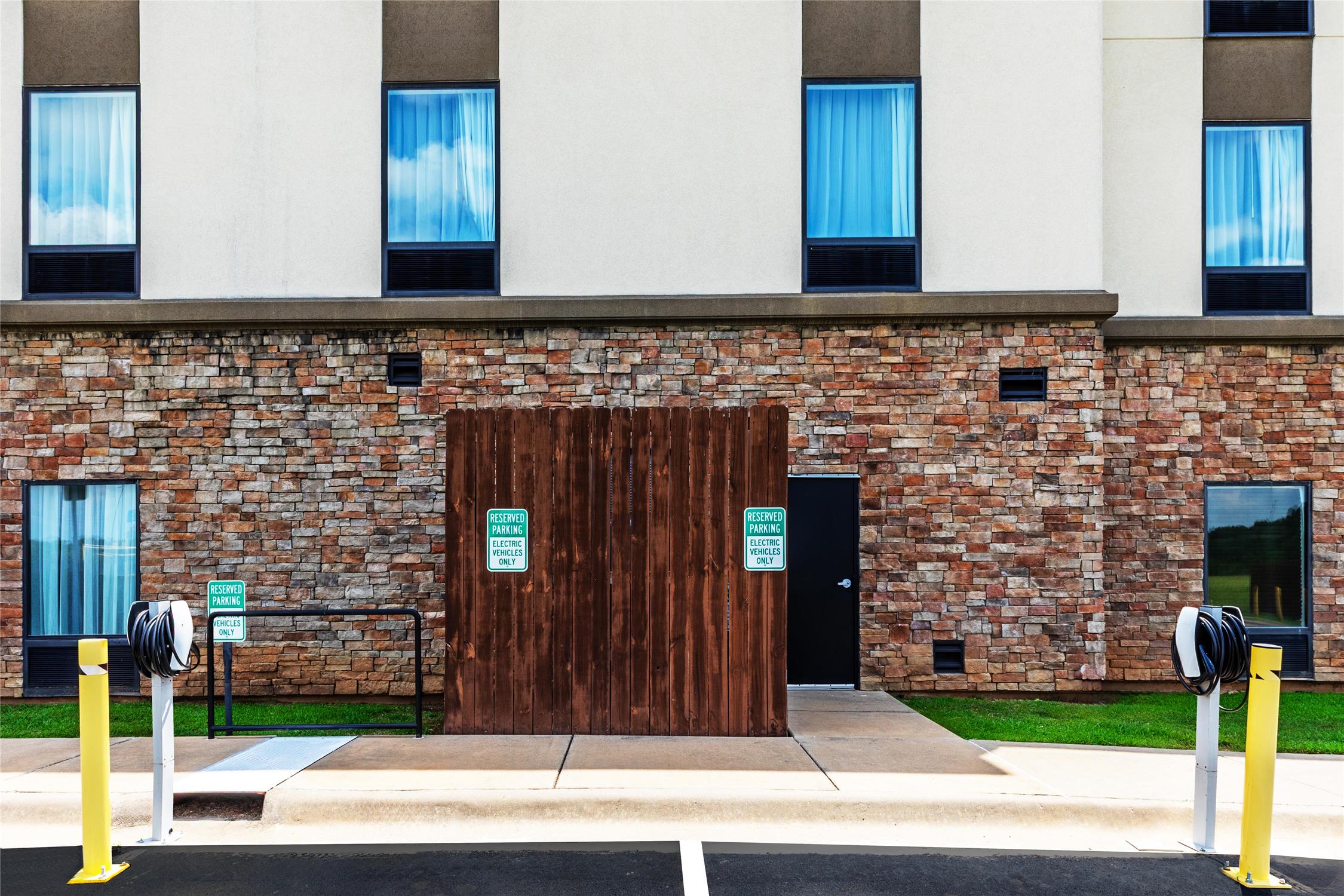 Hampton Inn & Suites Lonoke 2