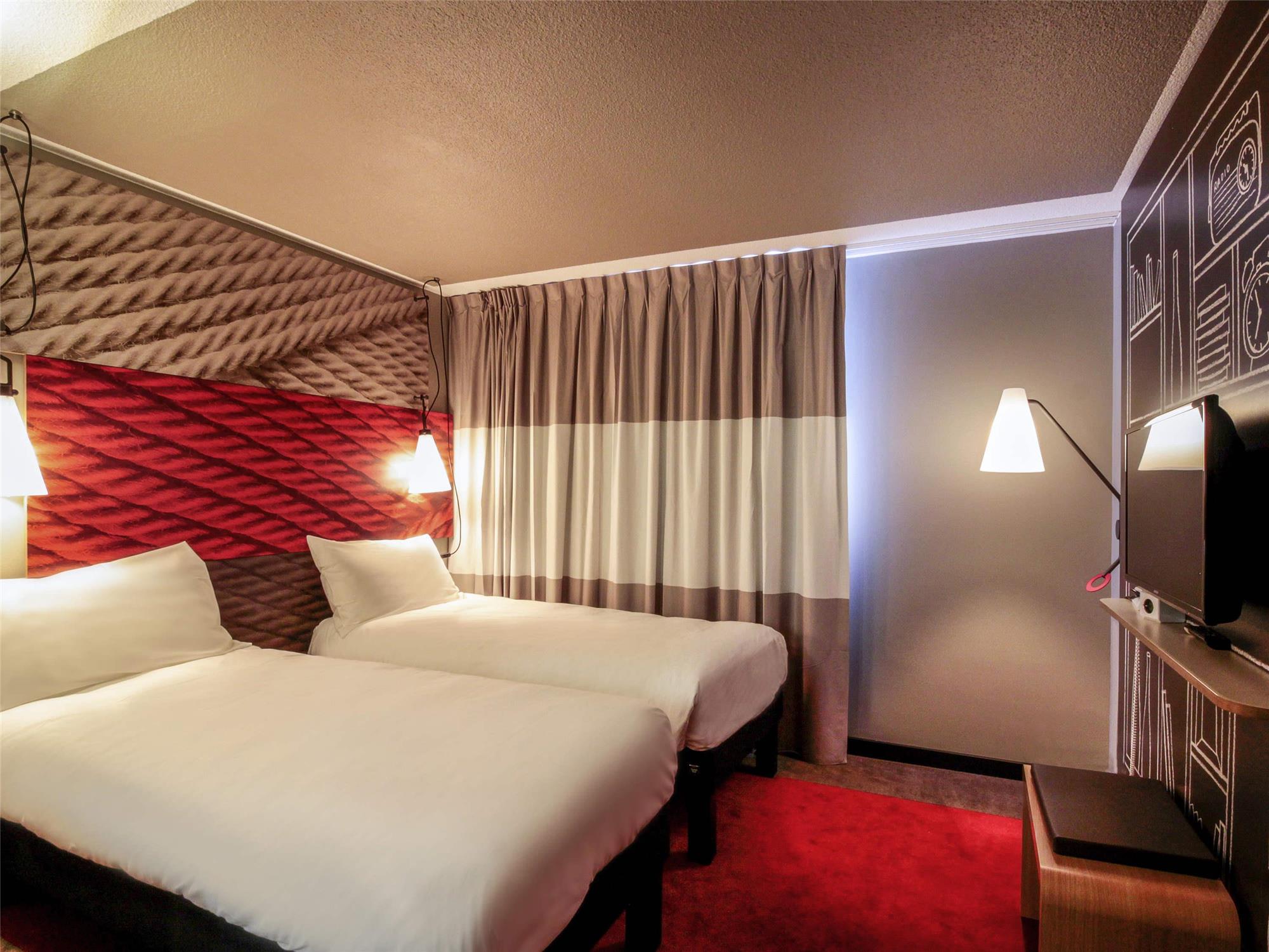 Chambre avec 2 lits