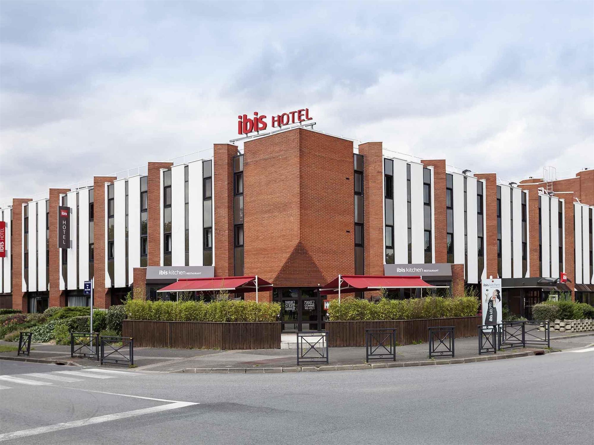 Ibis Évry-Courcouronnes 2