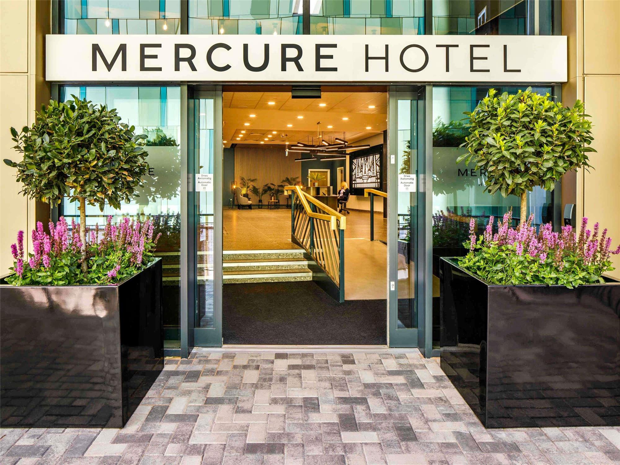 Mercure Newport 2
