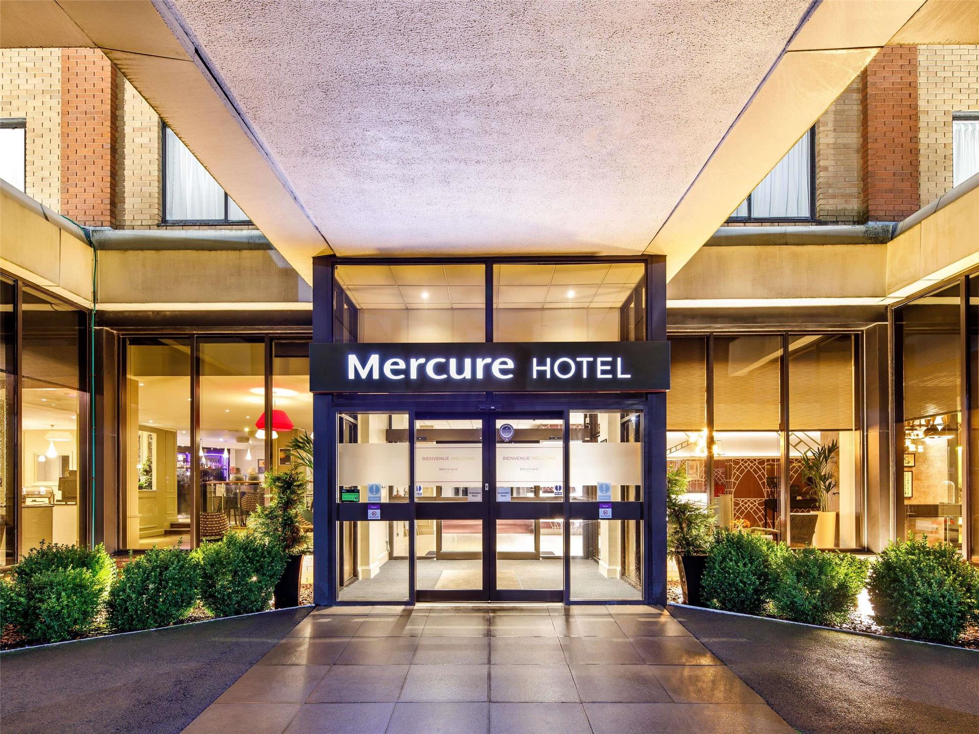 Mercure Telford Centre Hotel 1