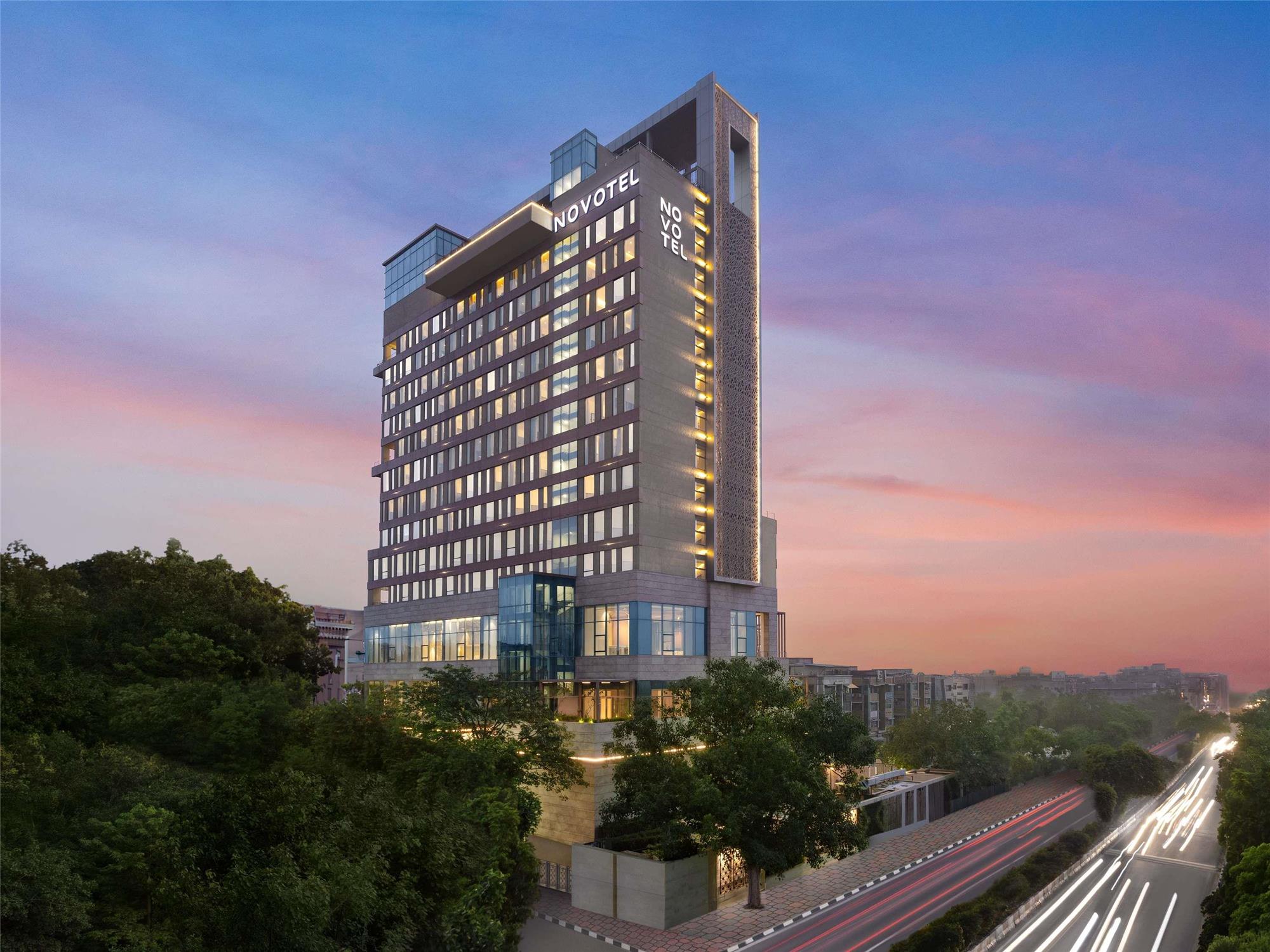 Novotel New Delhi City Centre 1