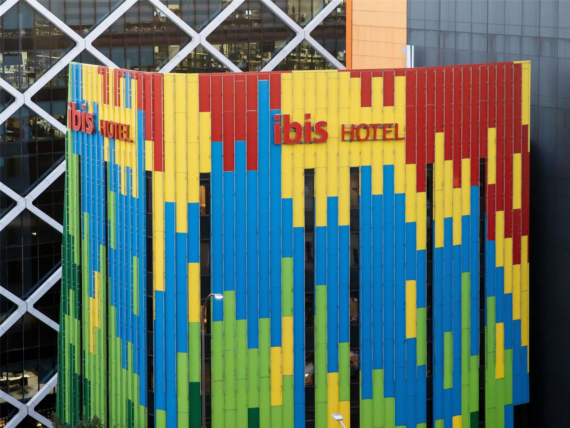 ibis Sydney Barangaroo 2