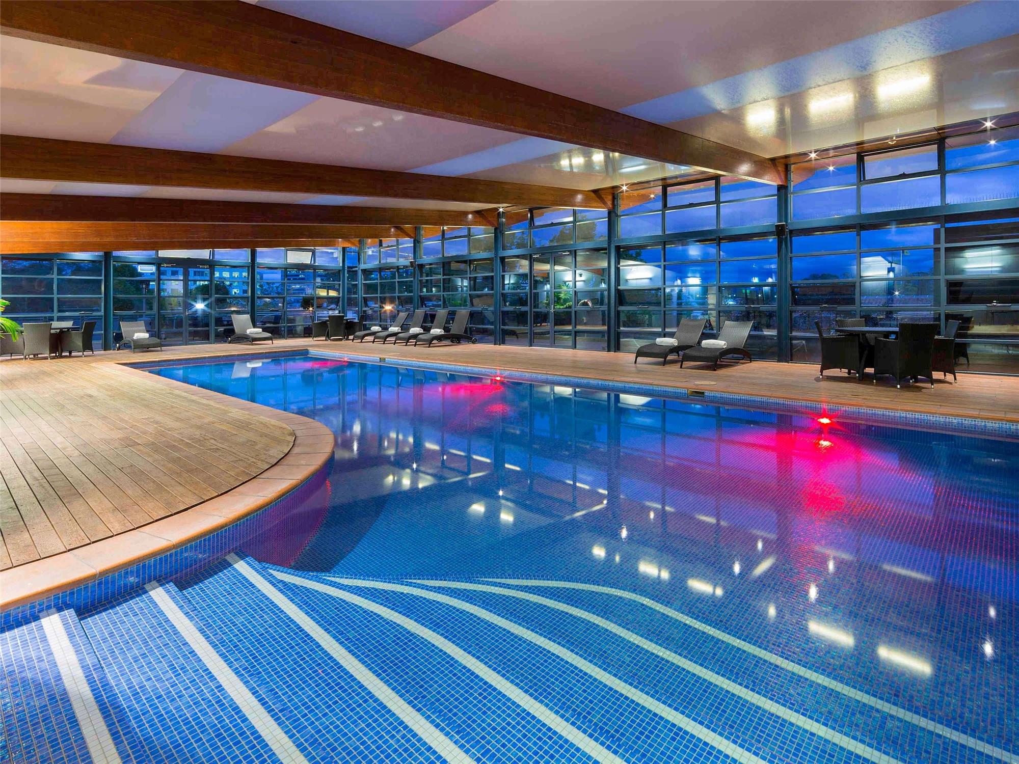Novotel Canberra 1