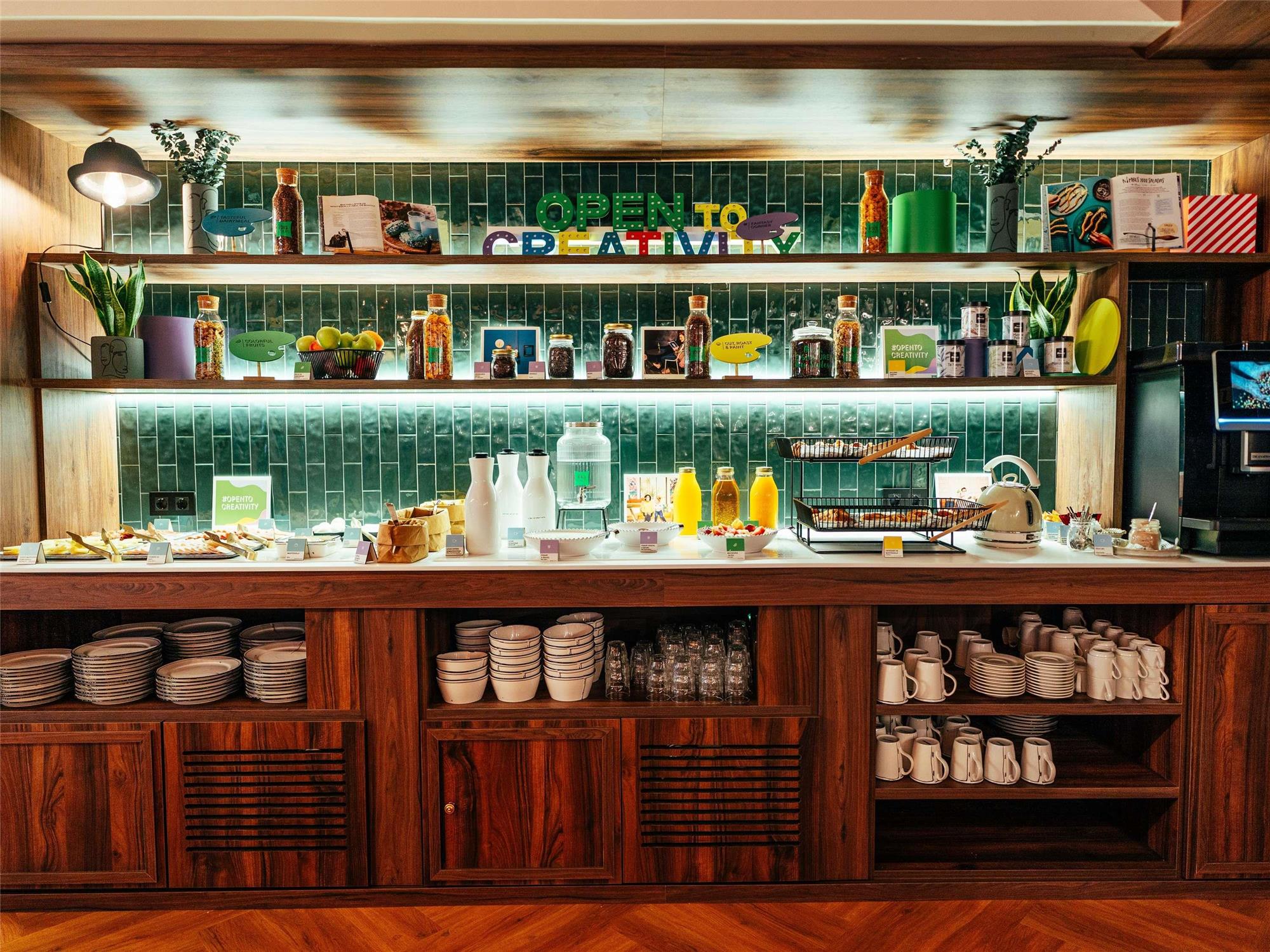 Ibis Styles Madrid Centro Maravillas 2