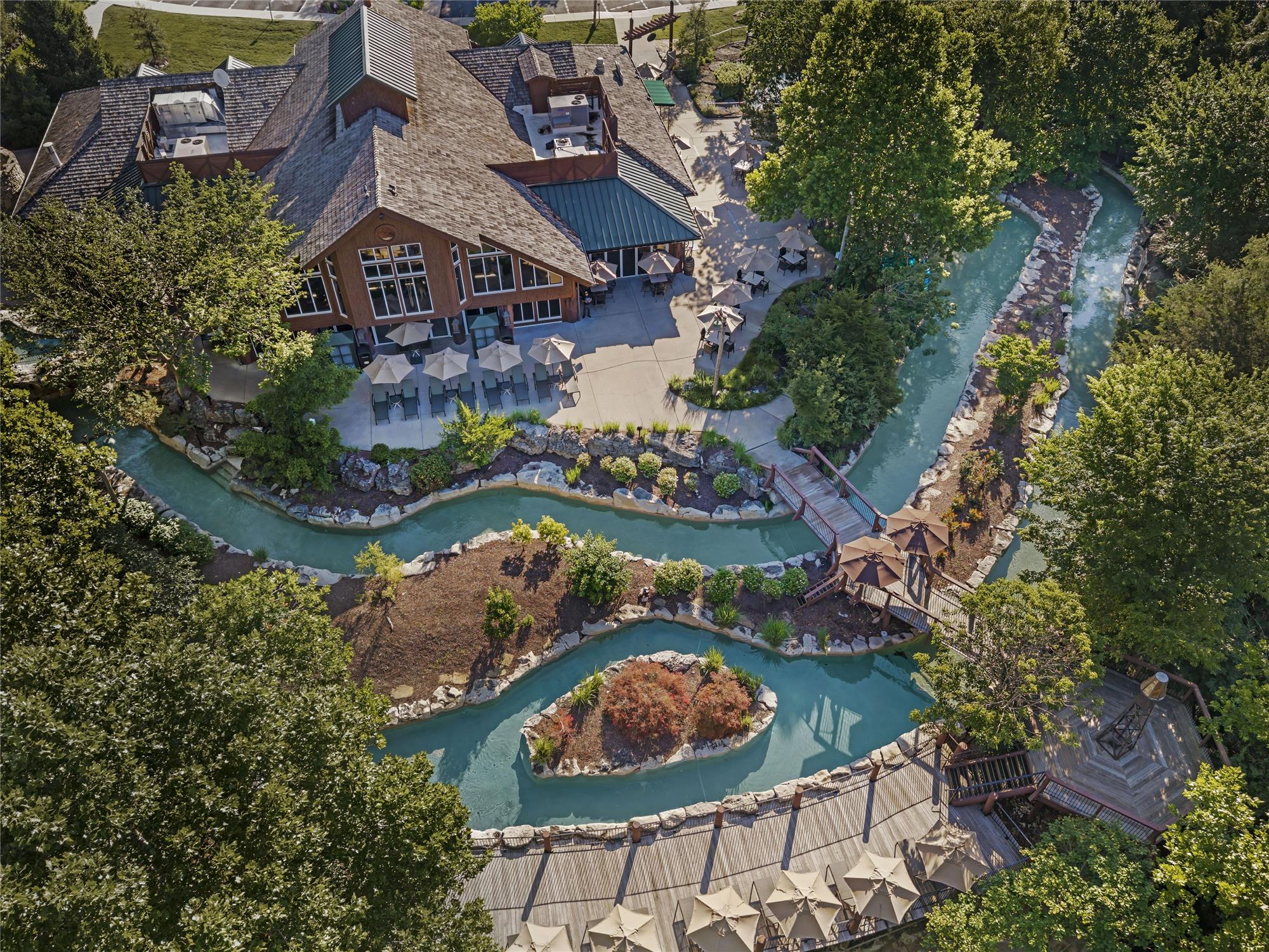 Hilton Grand Vac Club Wilderness Club at Big Cedar Ridgedale 1