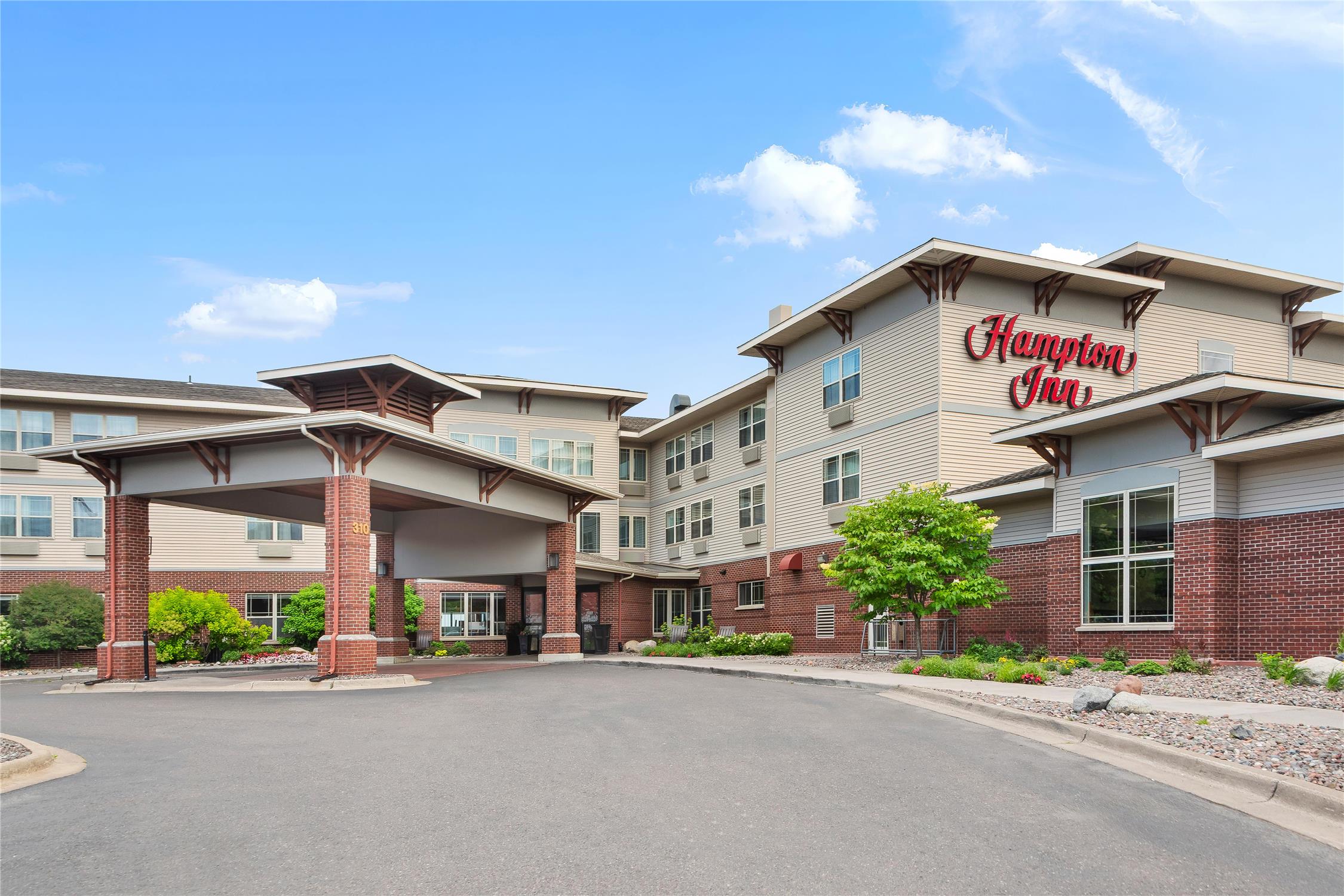 Hampton Inn Duluth Canal Park 1