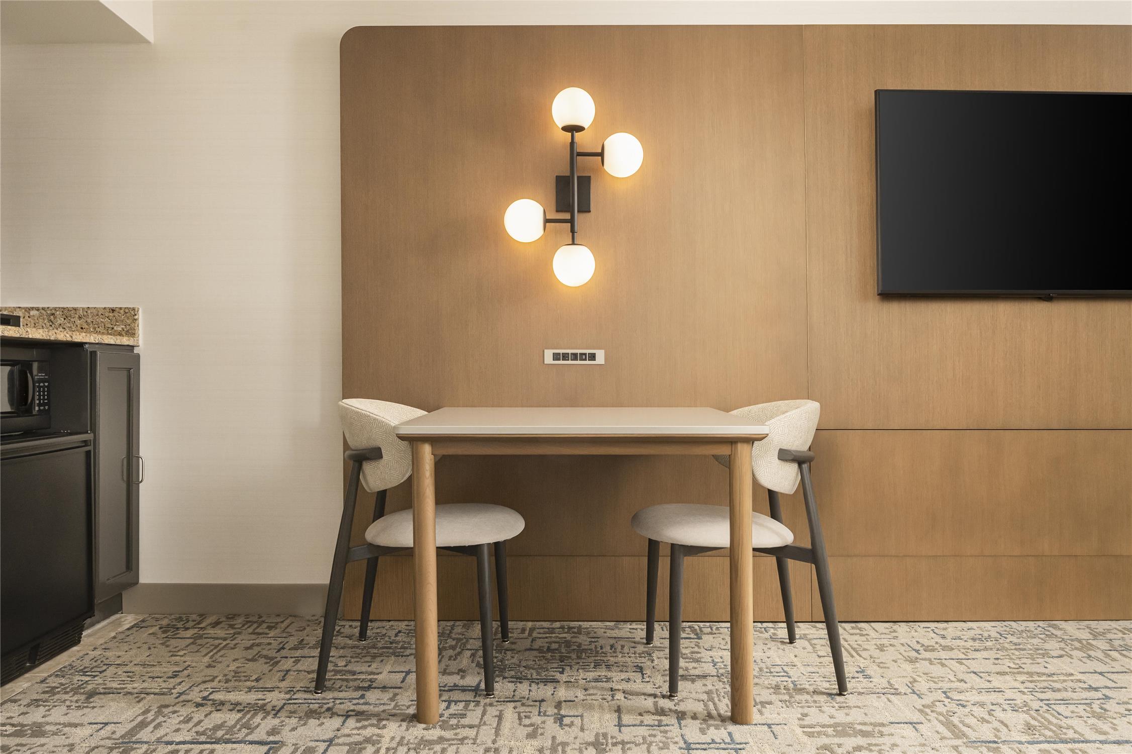 Access Non-smoking Suite