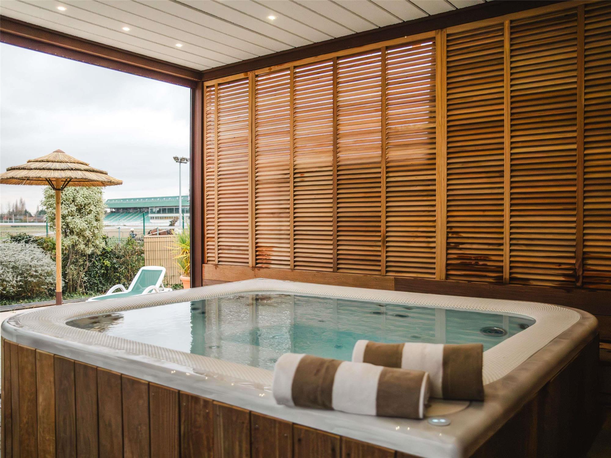 Mercure Cabourg Hôtel & Spa 1