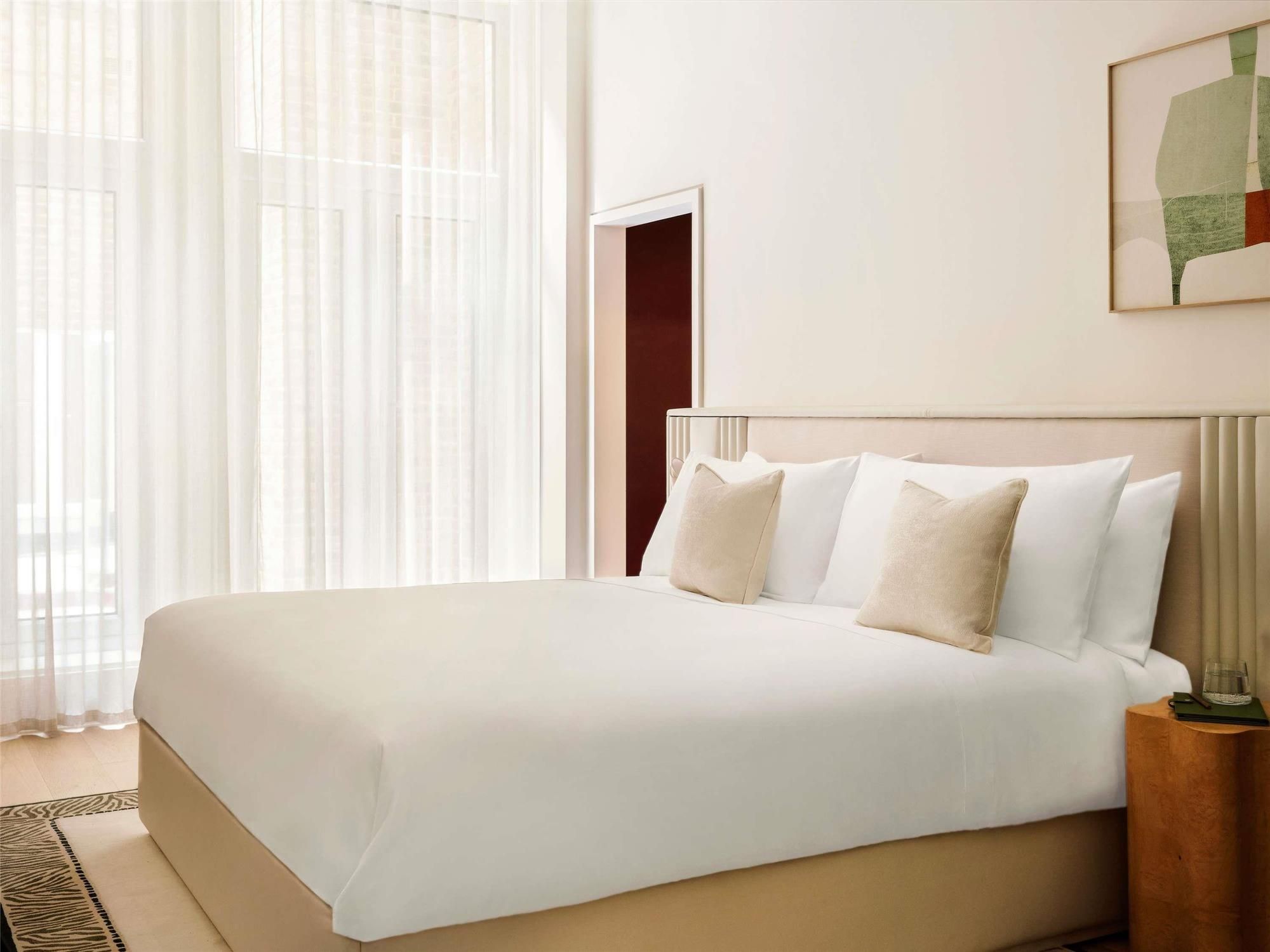 Delano London 1