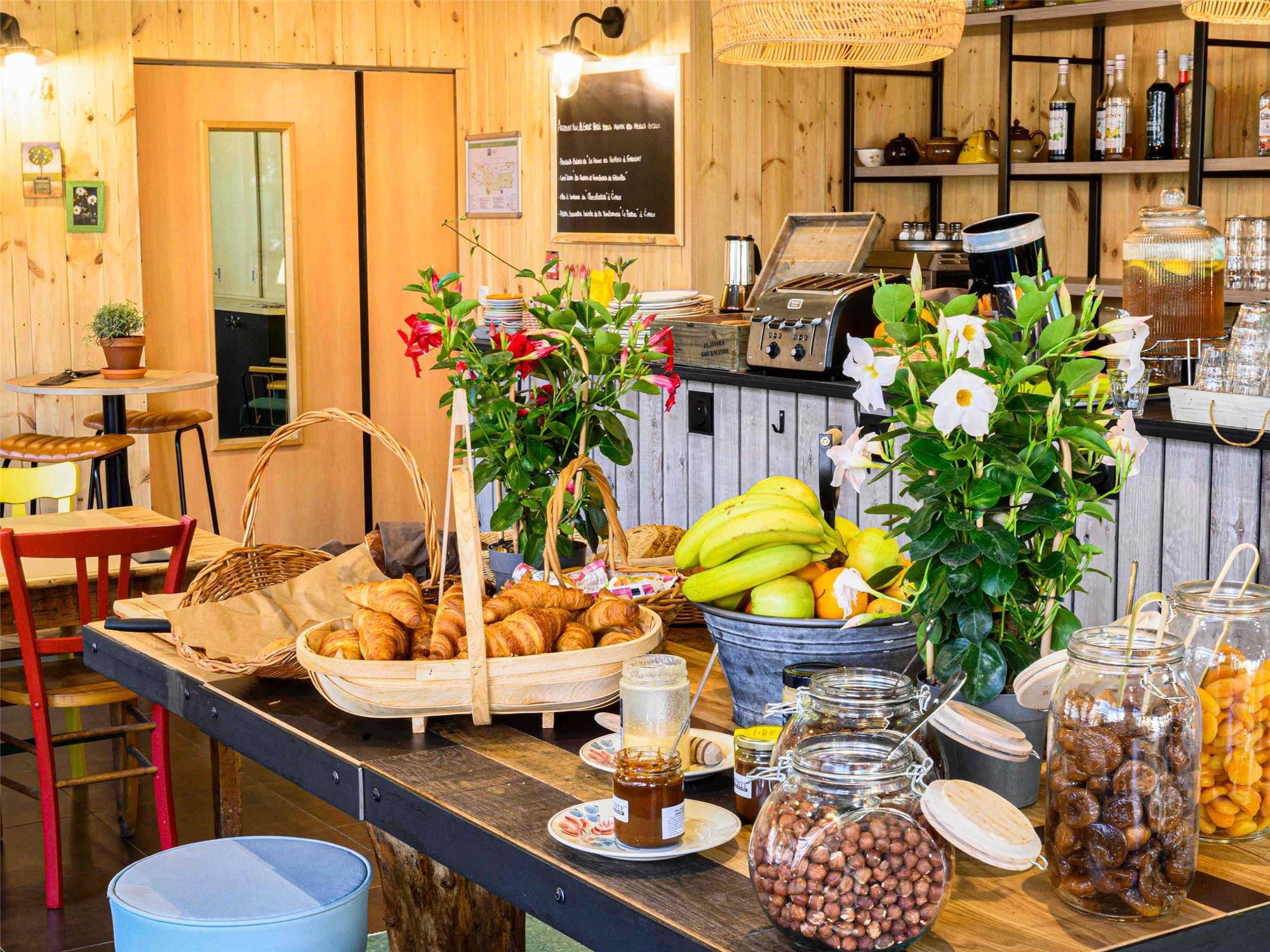 Greet Hotel Evreux Centre - Route de Normandie by Accor 2