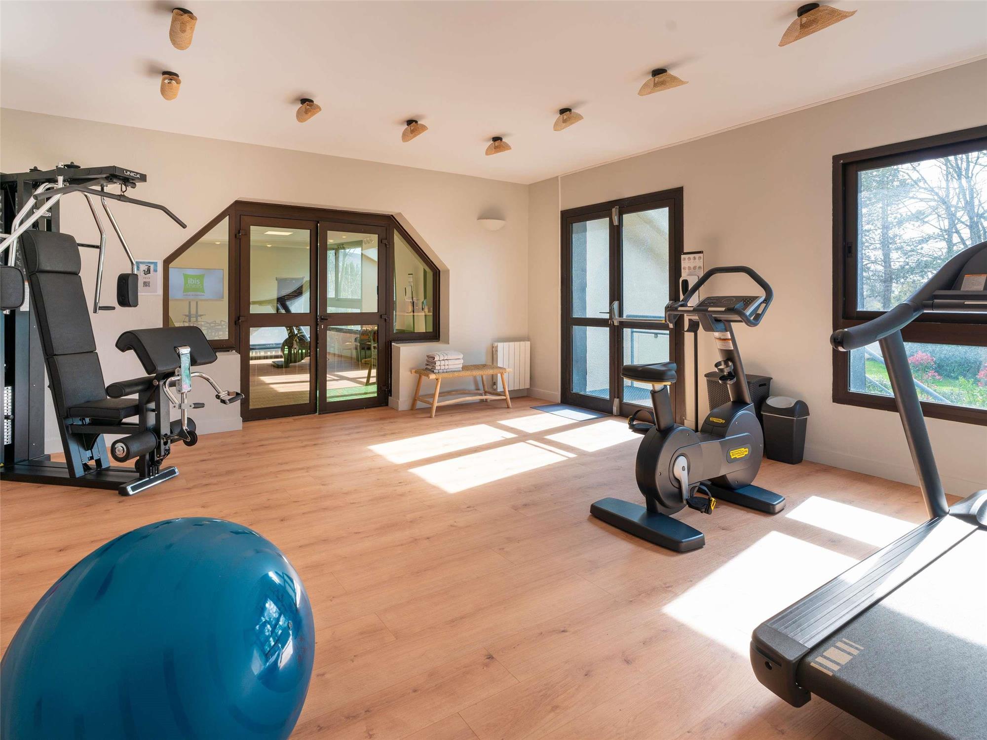 Ibis Styles Lisieux Normandie 2